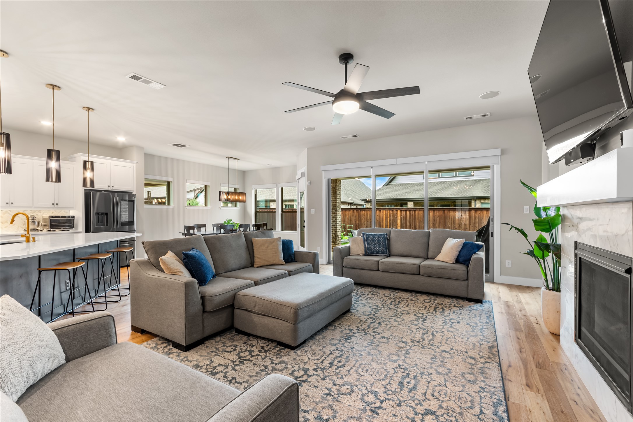 2800 Garrett Drive