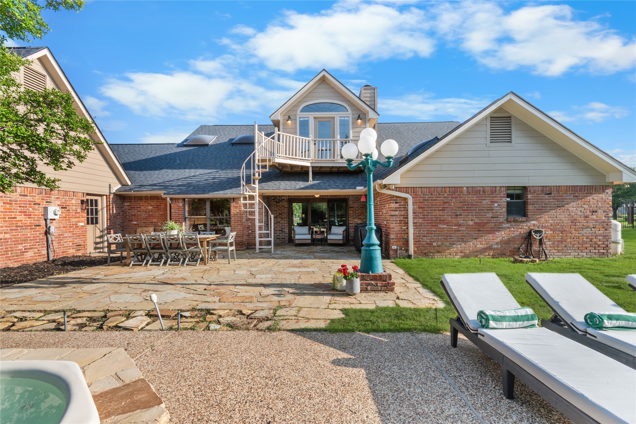 175 Oak Trail Drive