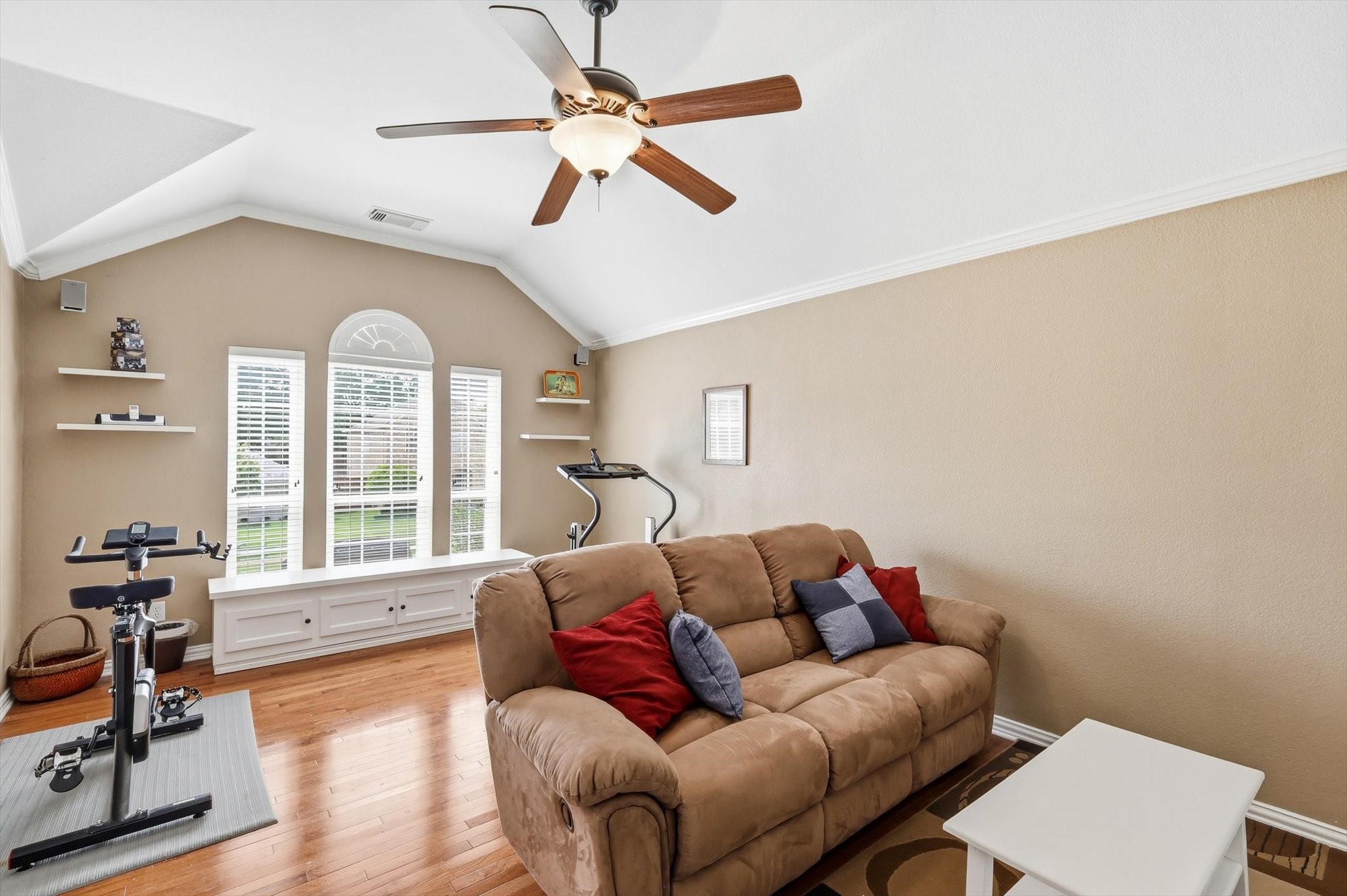 2504 Cornell Drive