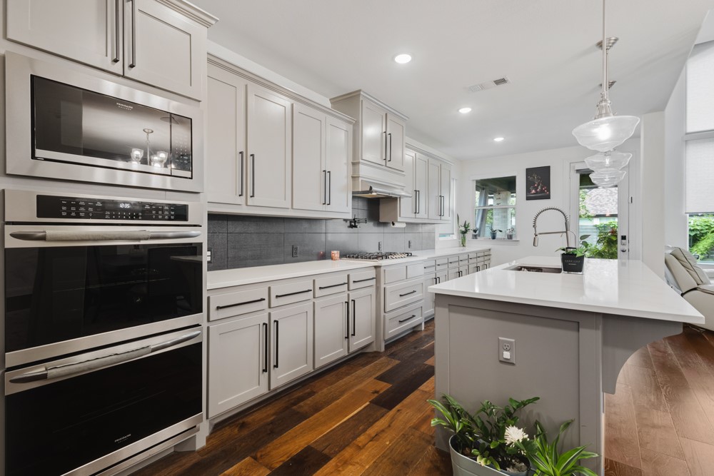 1208 16th Street