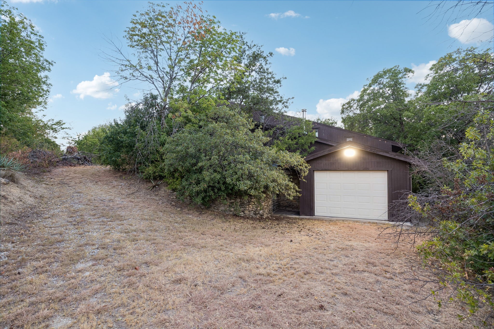 721 Verna Trail N