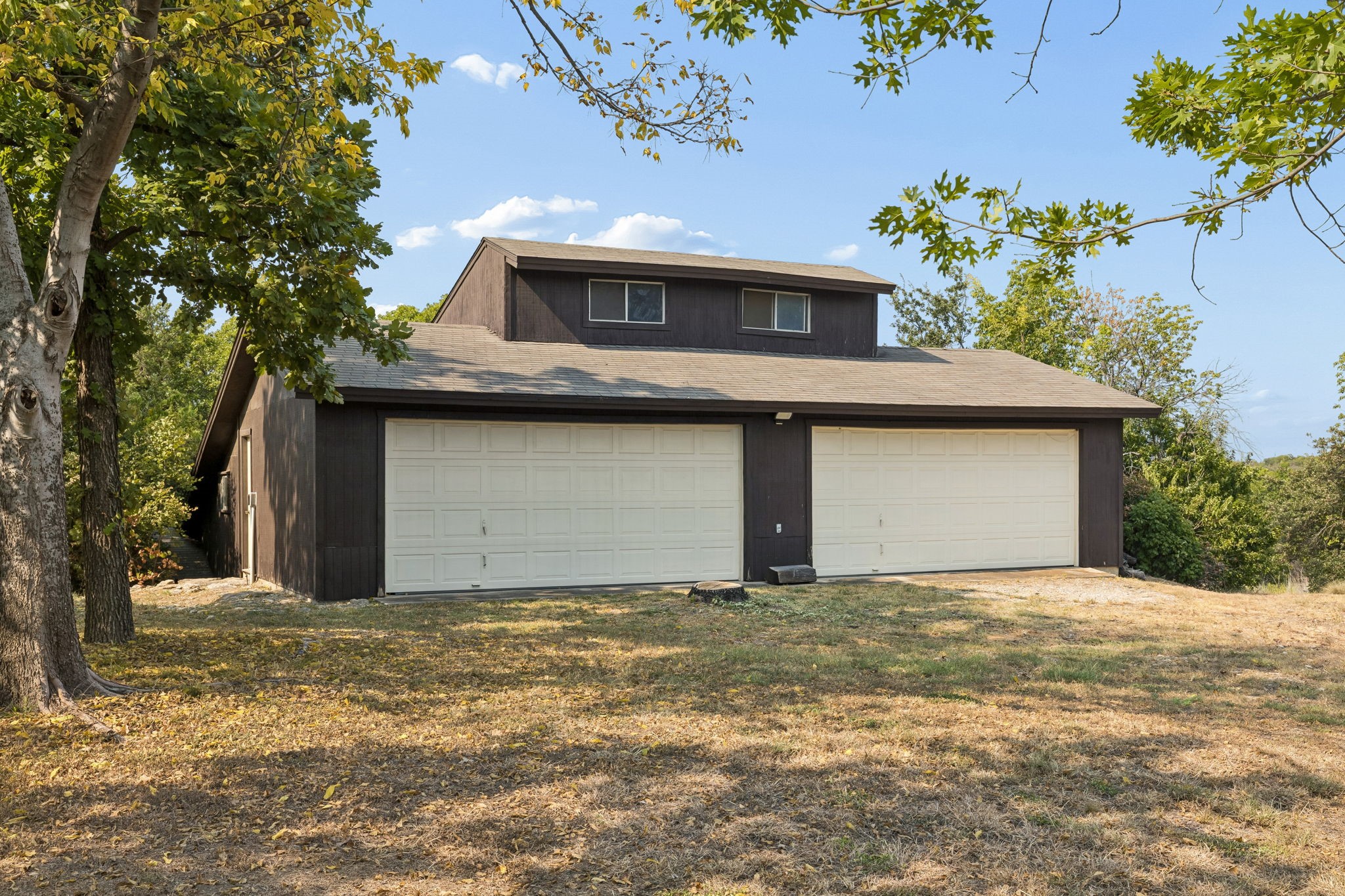 721 Verna Trail N