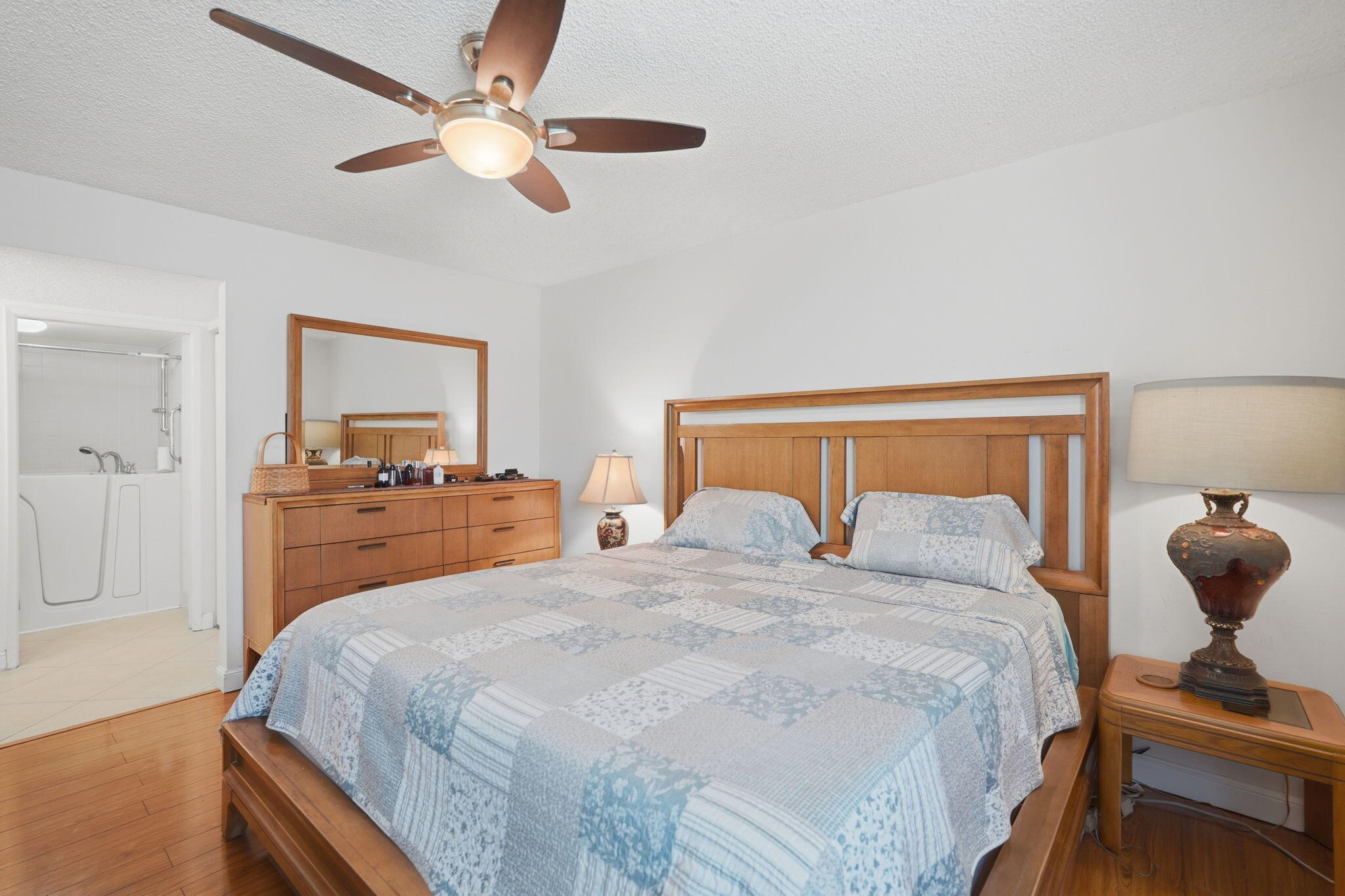 19000 Stewart Circle 4