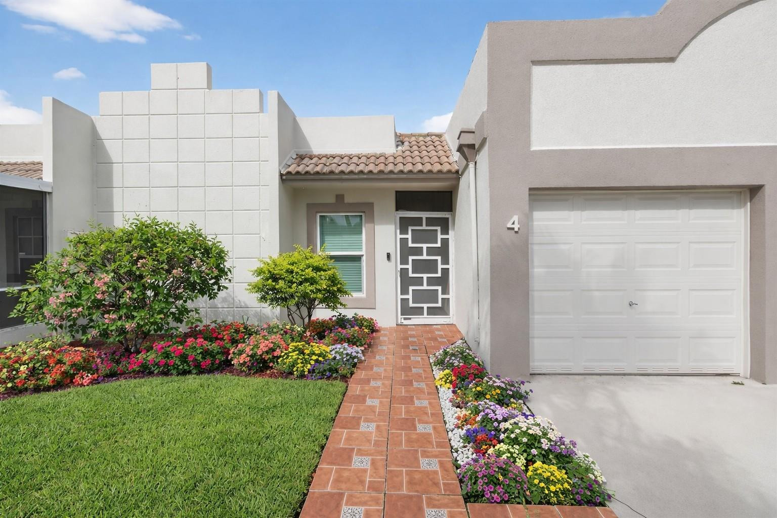 19000 Stewart Circle 4