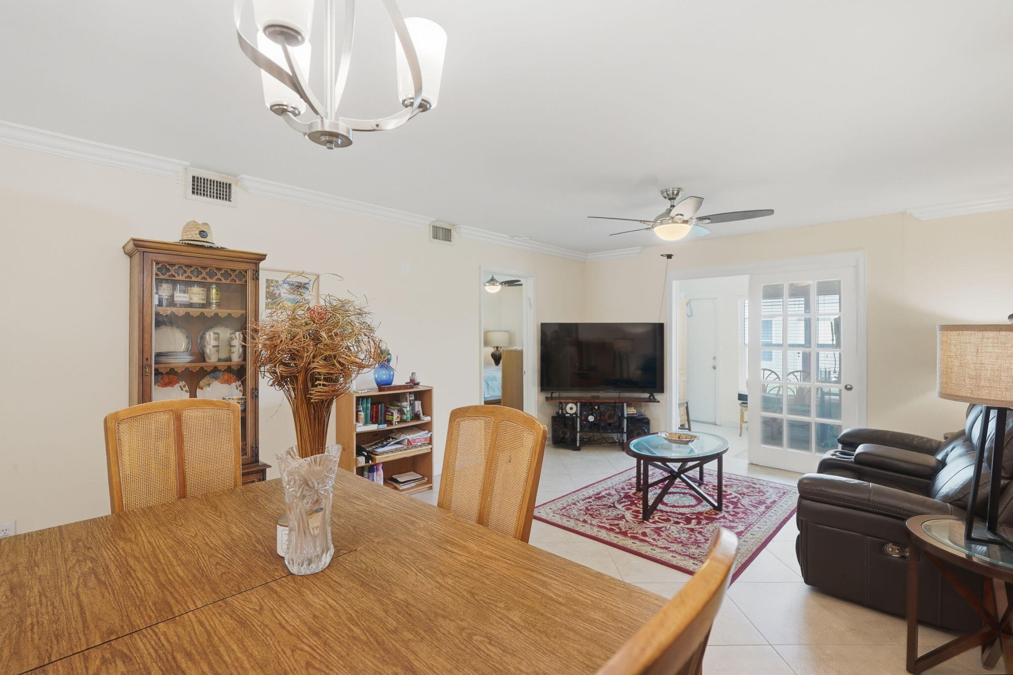 19000 Stewart Circle 4