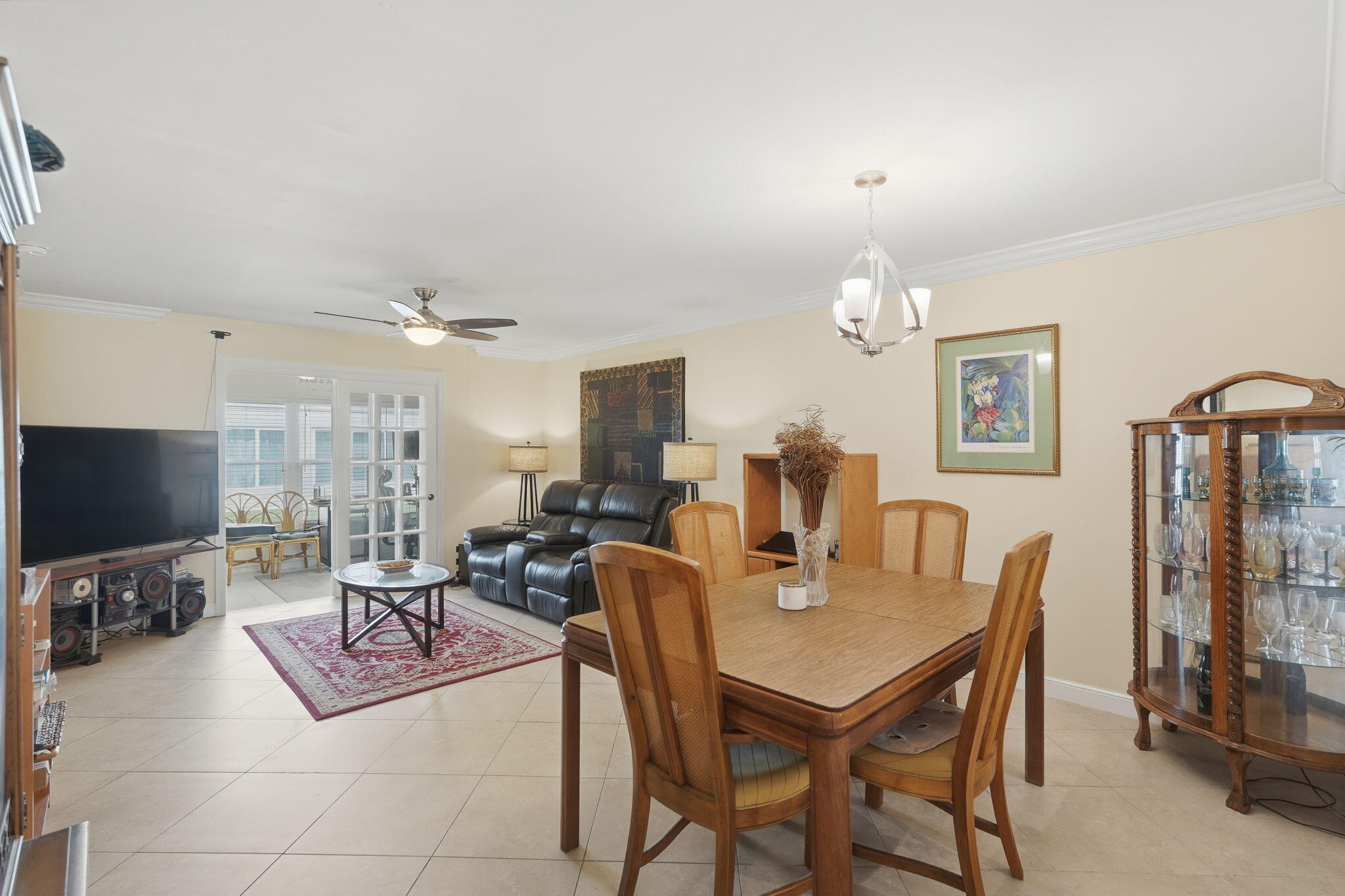 19000 Stewart Circle 4