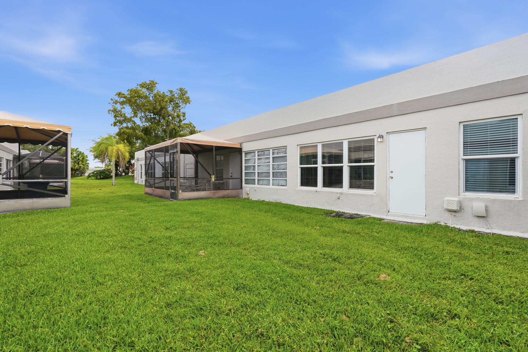 19000 Stewart Circle 4