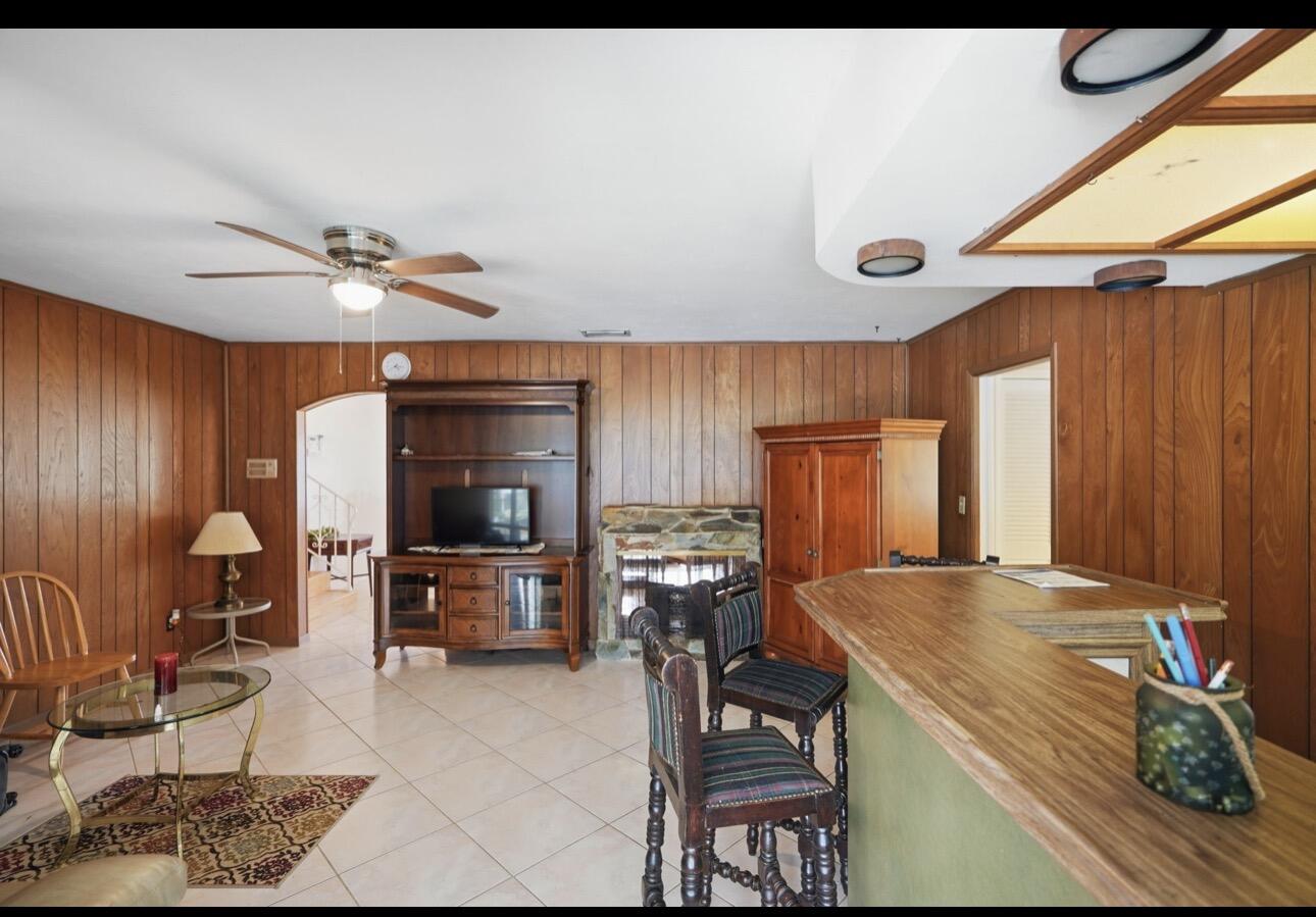 4490 NW 43rd Street