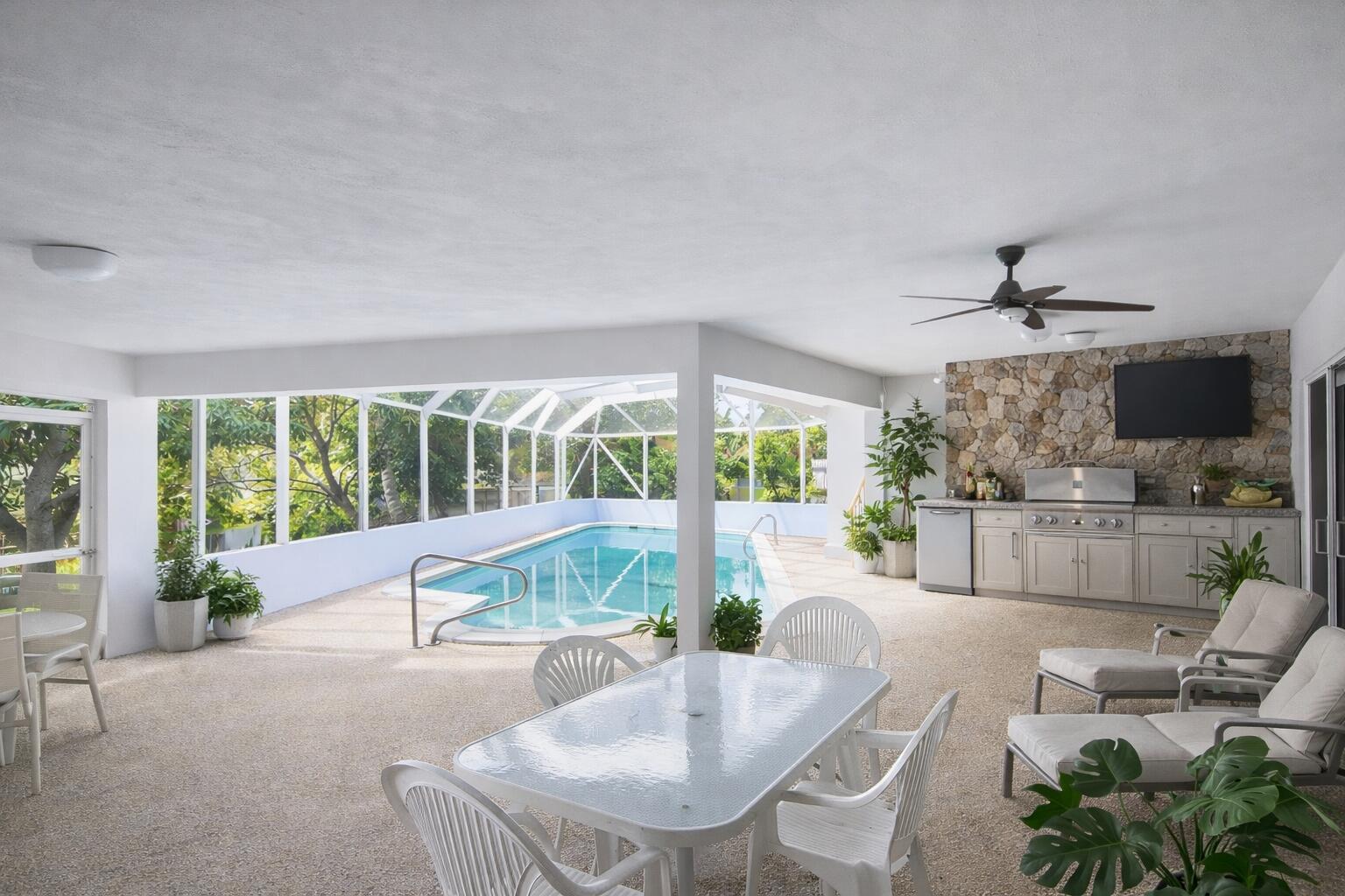 4490 NW 43rd Street