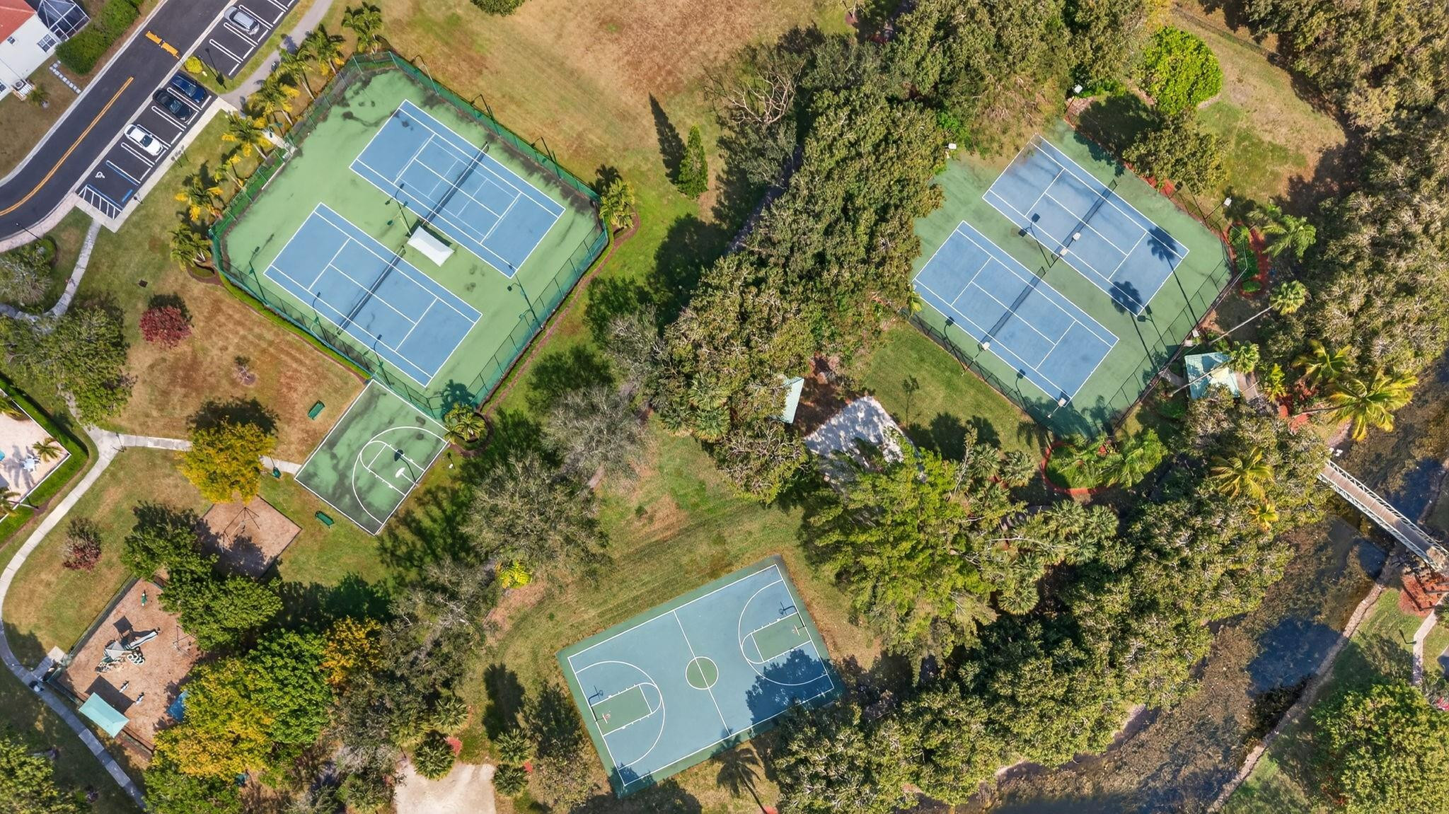 1055 NW 117th Avenue