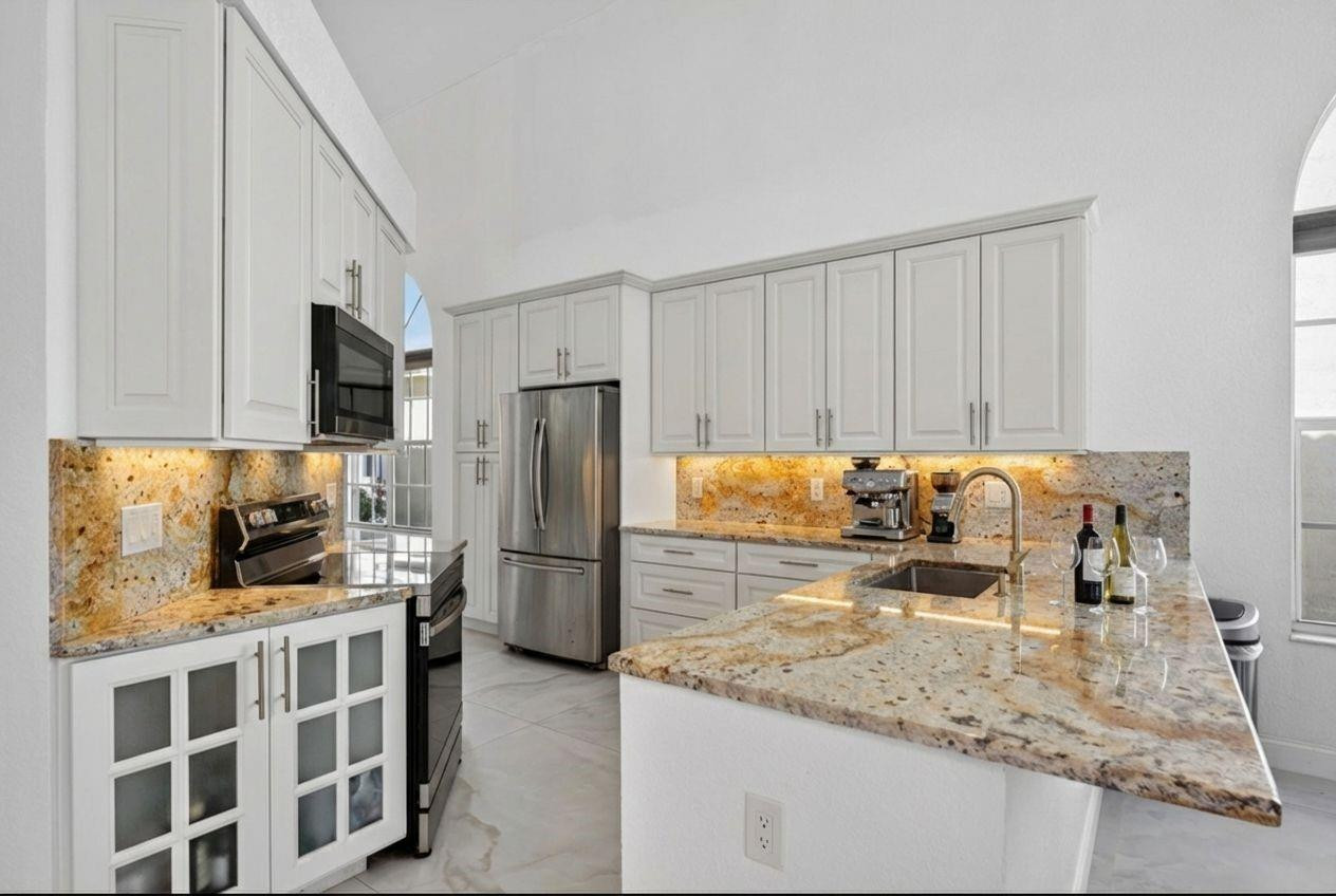 1055 NW 117th Avenue