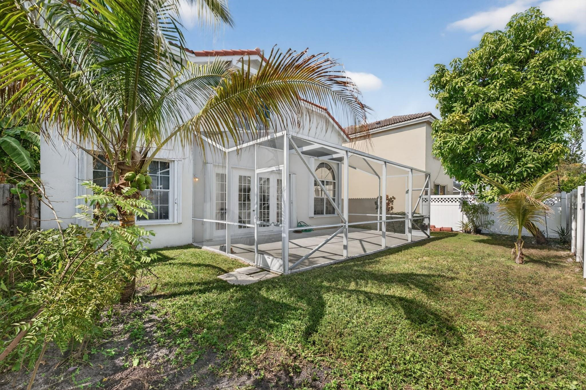 1055 NW 117th Avenue