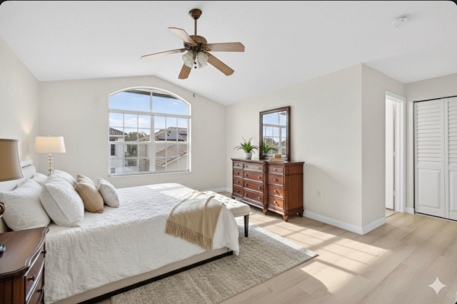 1055 NW 117th Avenue