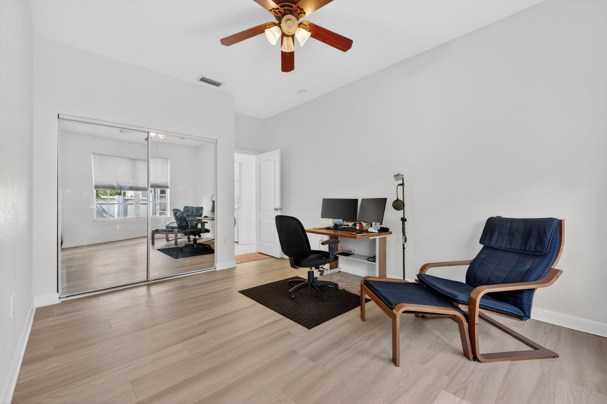 1055 NW 117th Avenue
