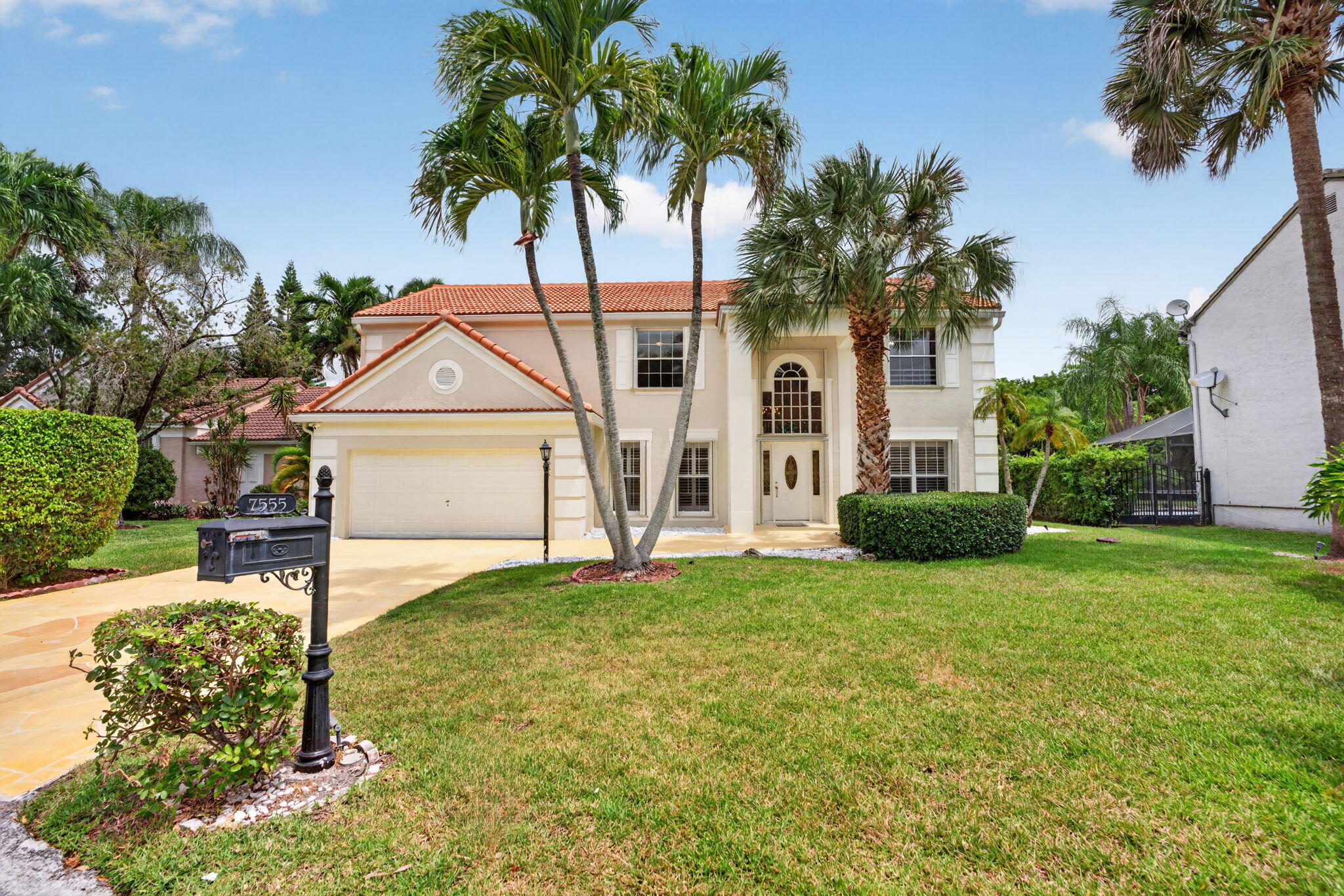 7555 Live Oak Drive