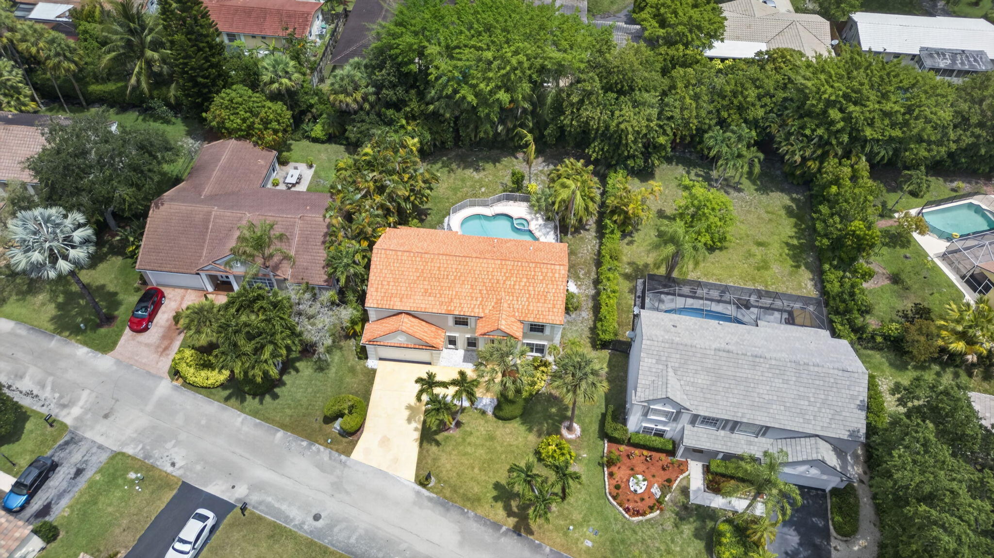 7555 Live Oak Drive