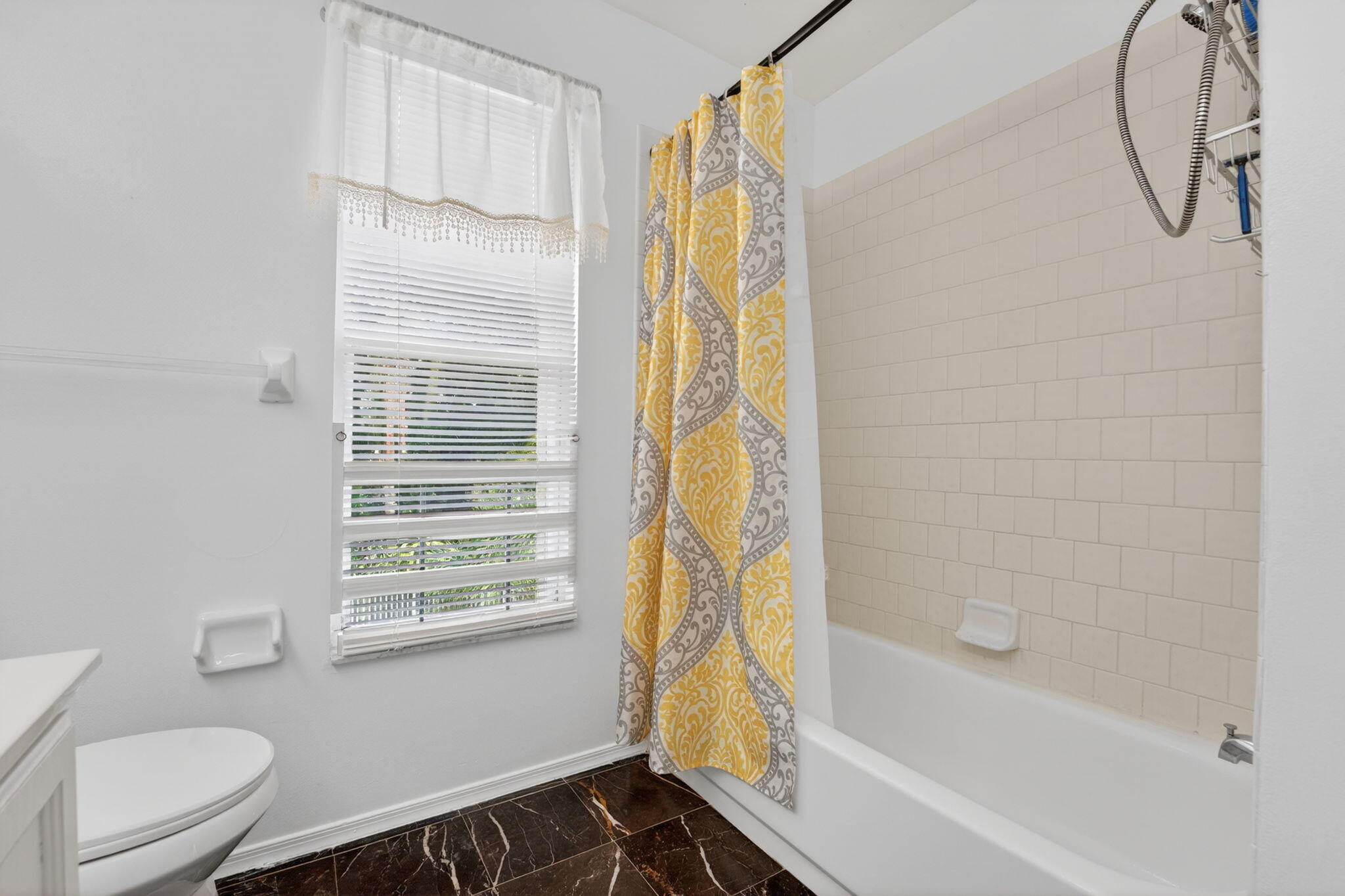 7555 Live Oak Drive