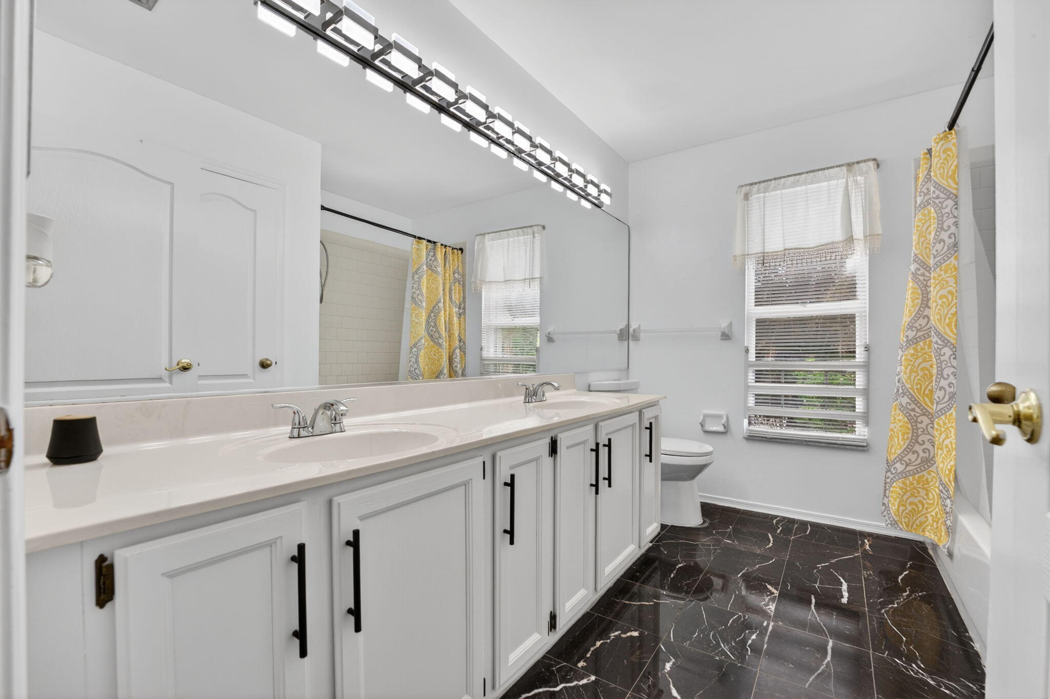 7555 Live Oak Drive