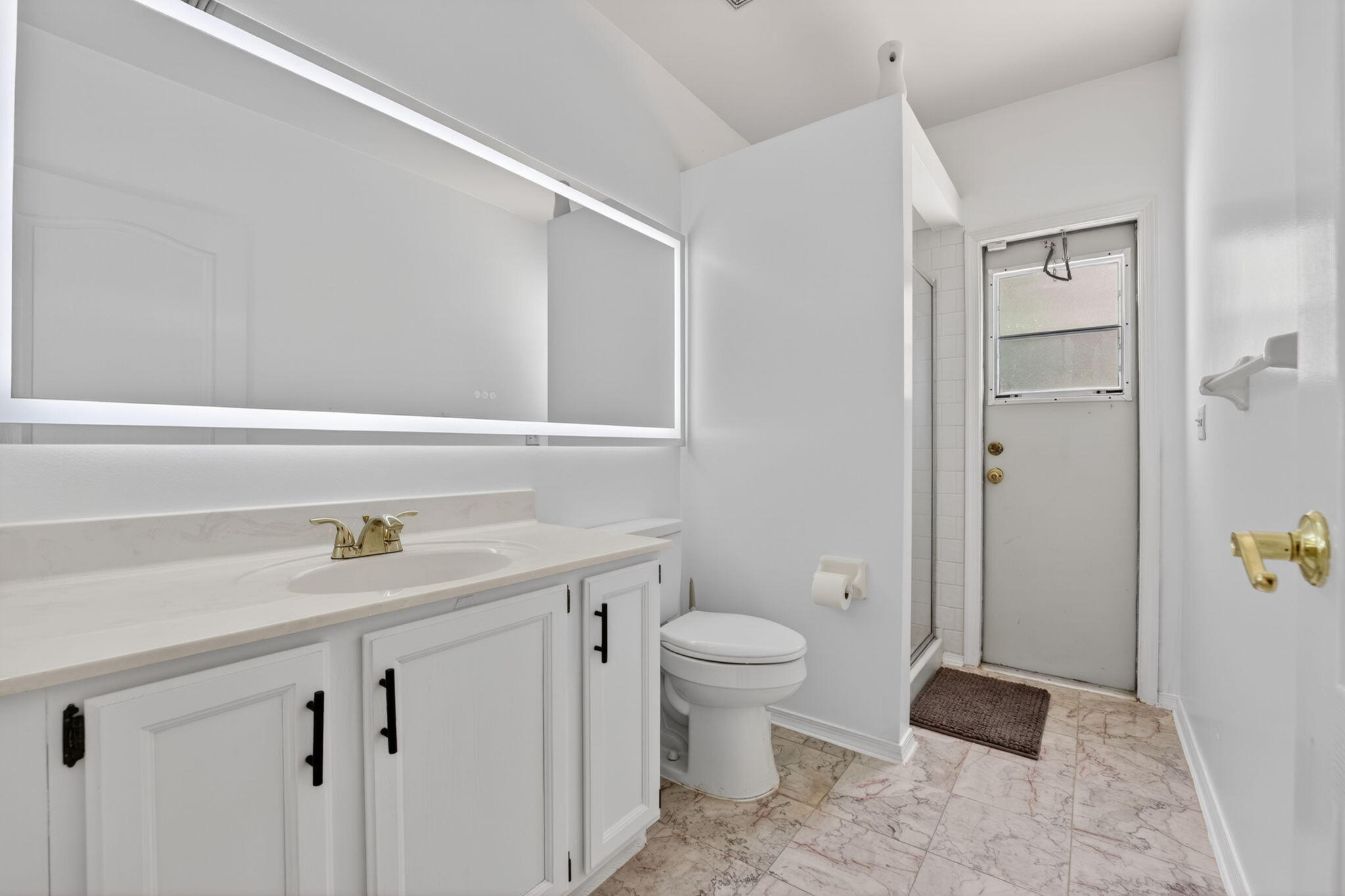 7555 Live Oak Drive