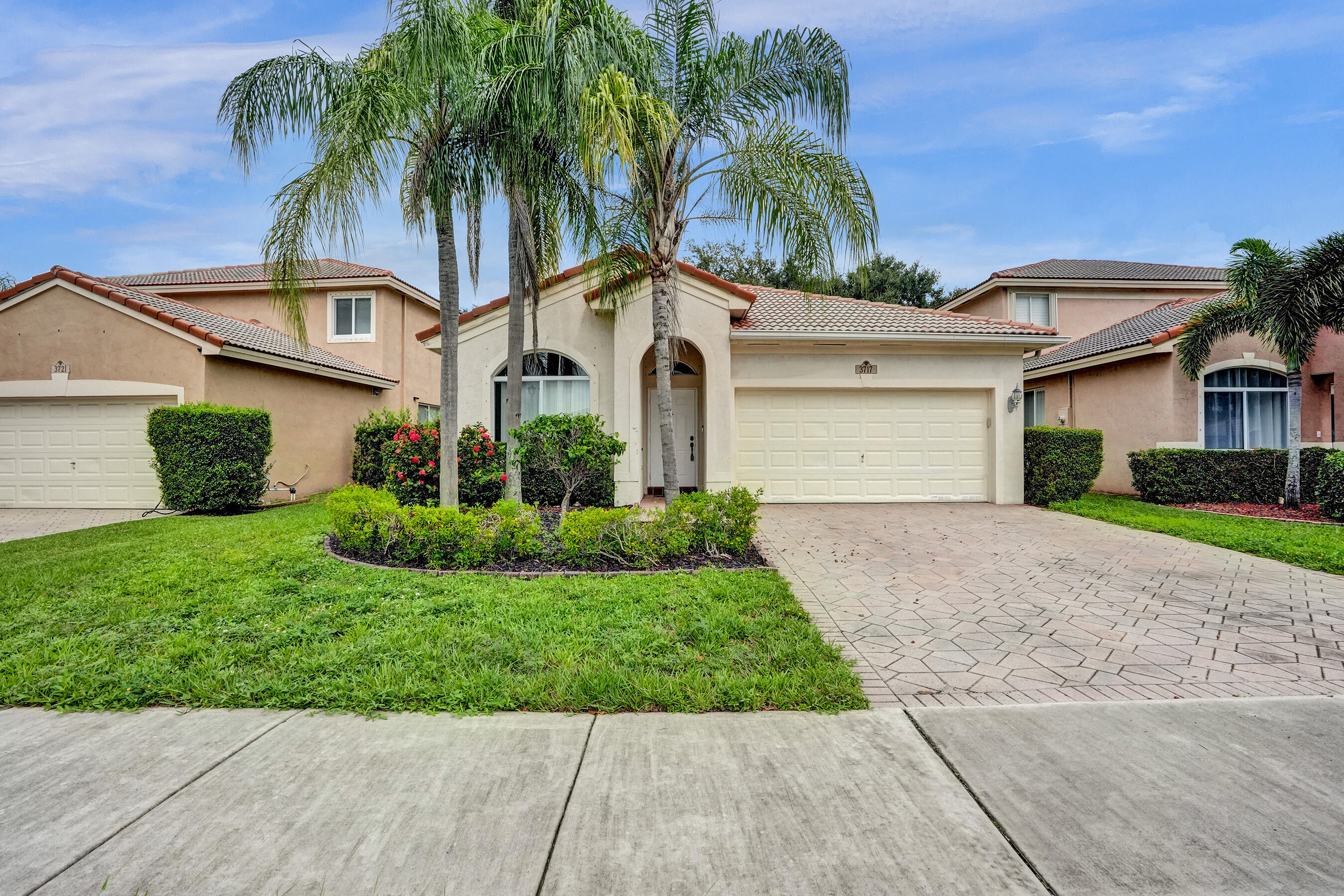 3717 Pebblebrook Manor