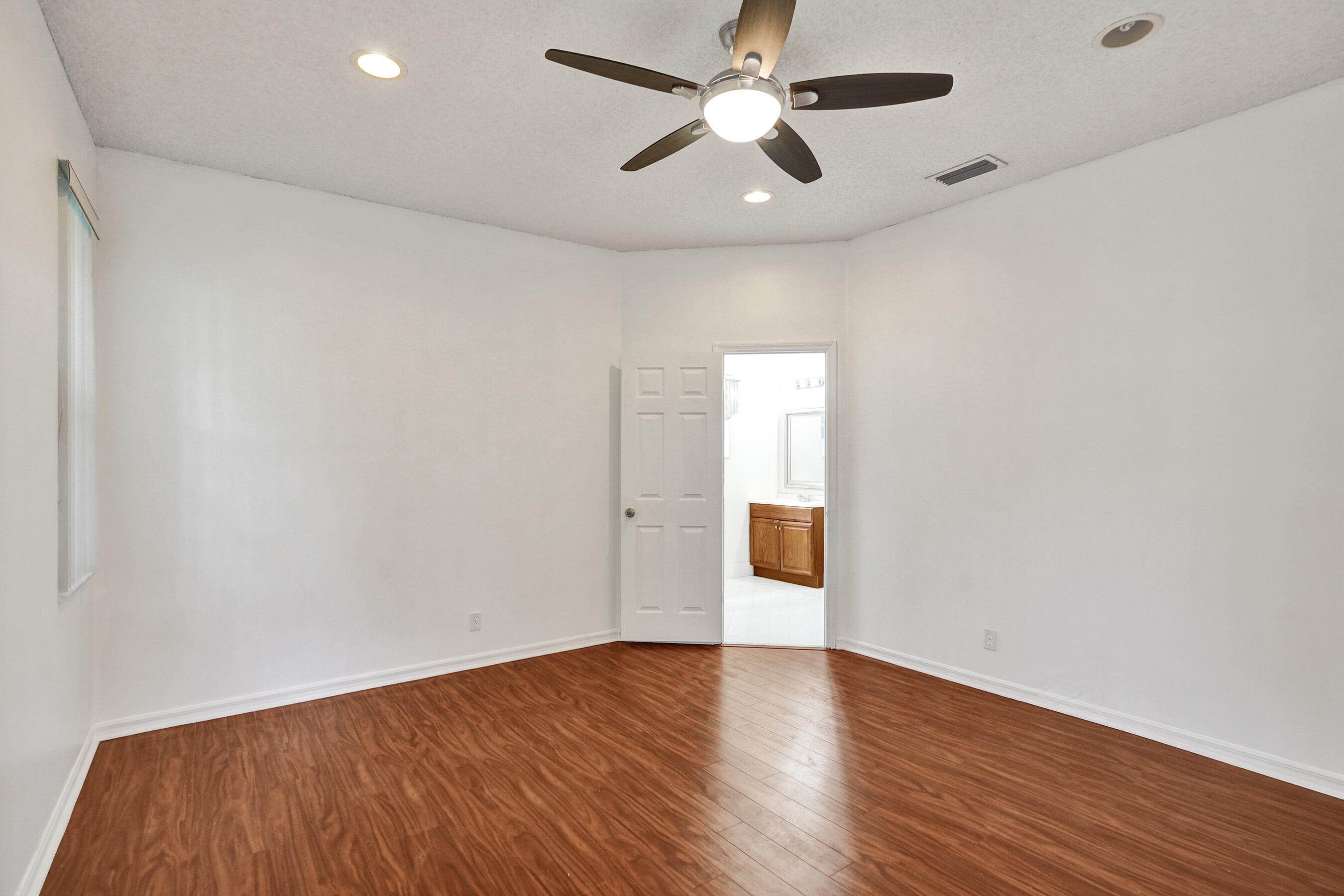 3717 Pebblebrook Manor