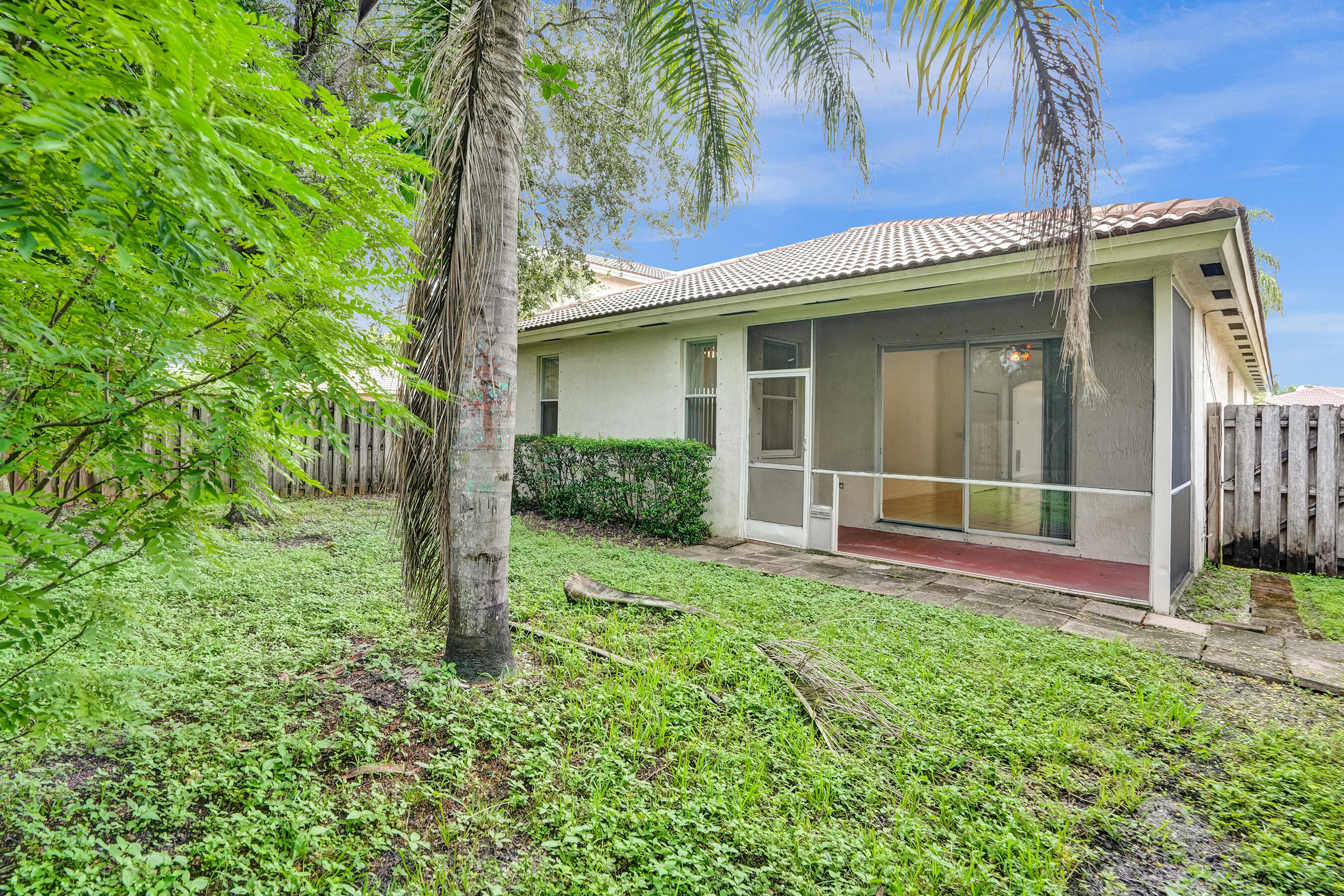 3717 Pebblebrook Manor