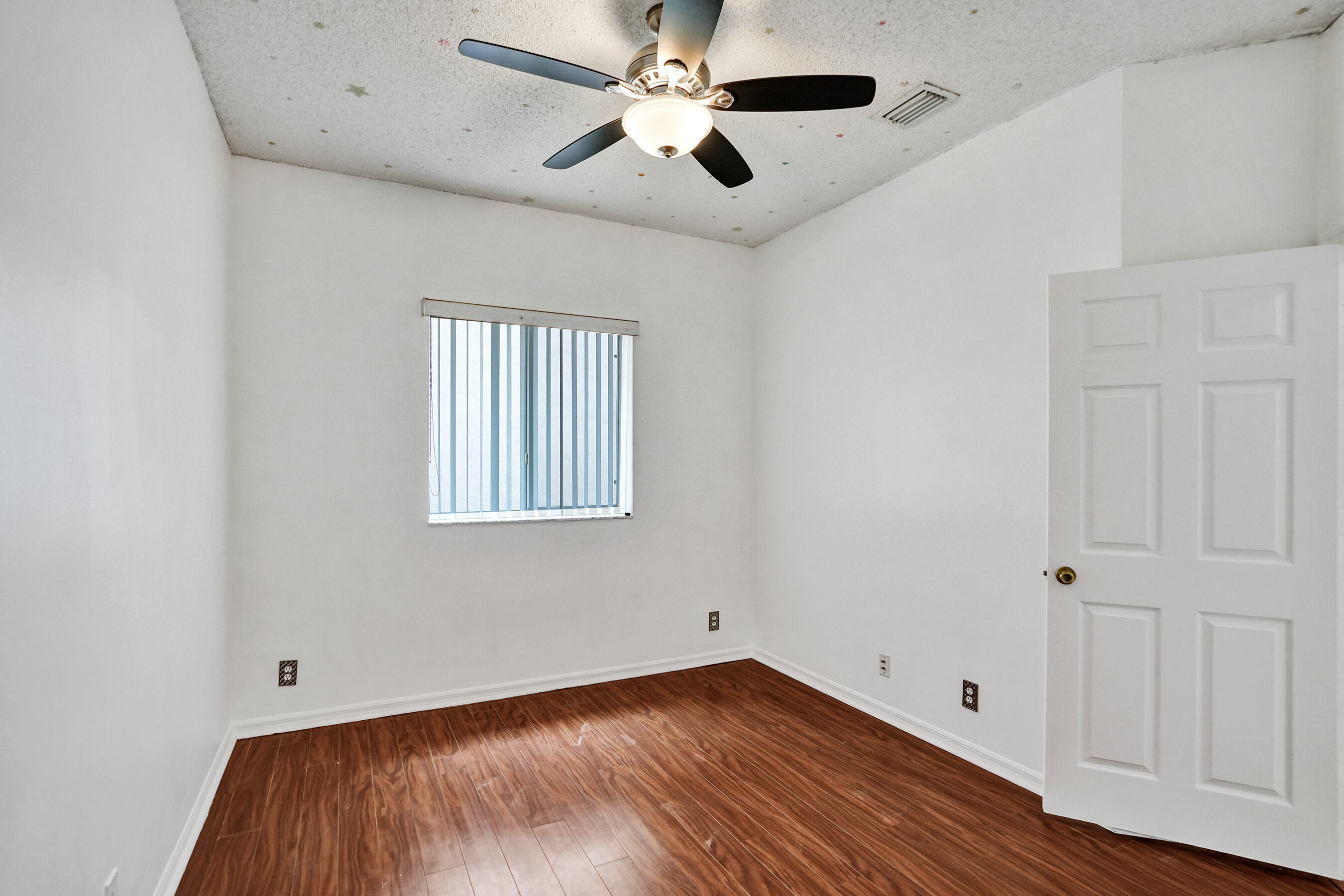3717 Pebblebrook Manor