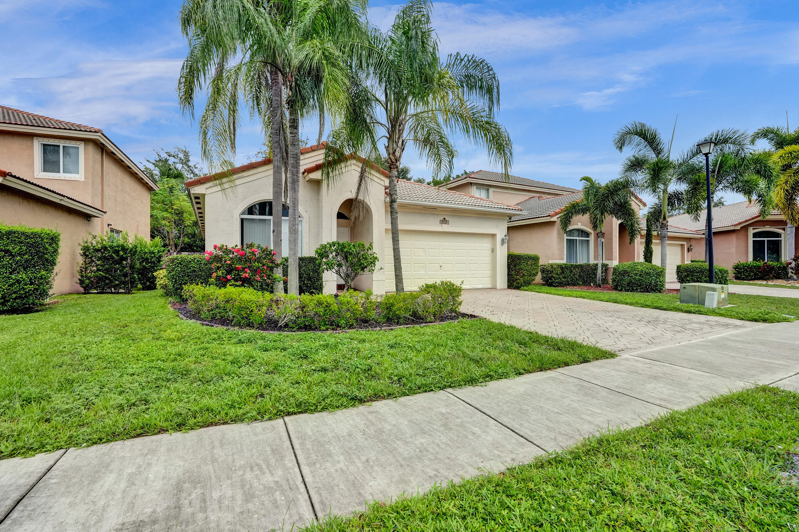 3717 Pebblebrook Manor