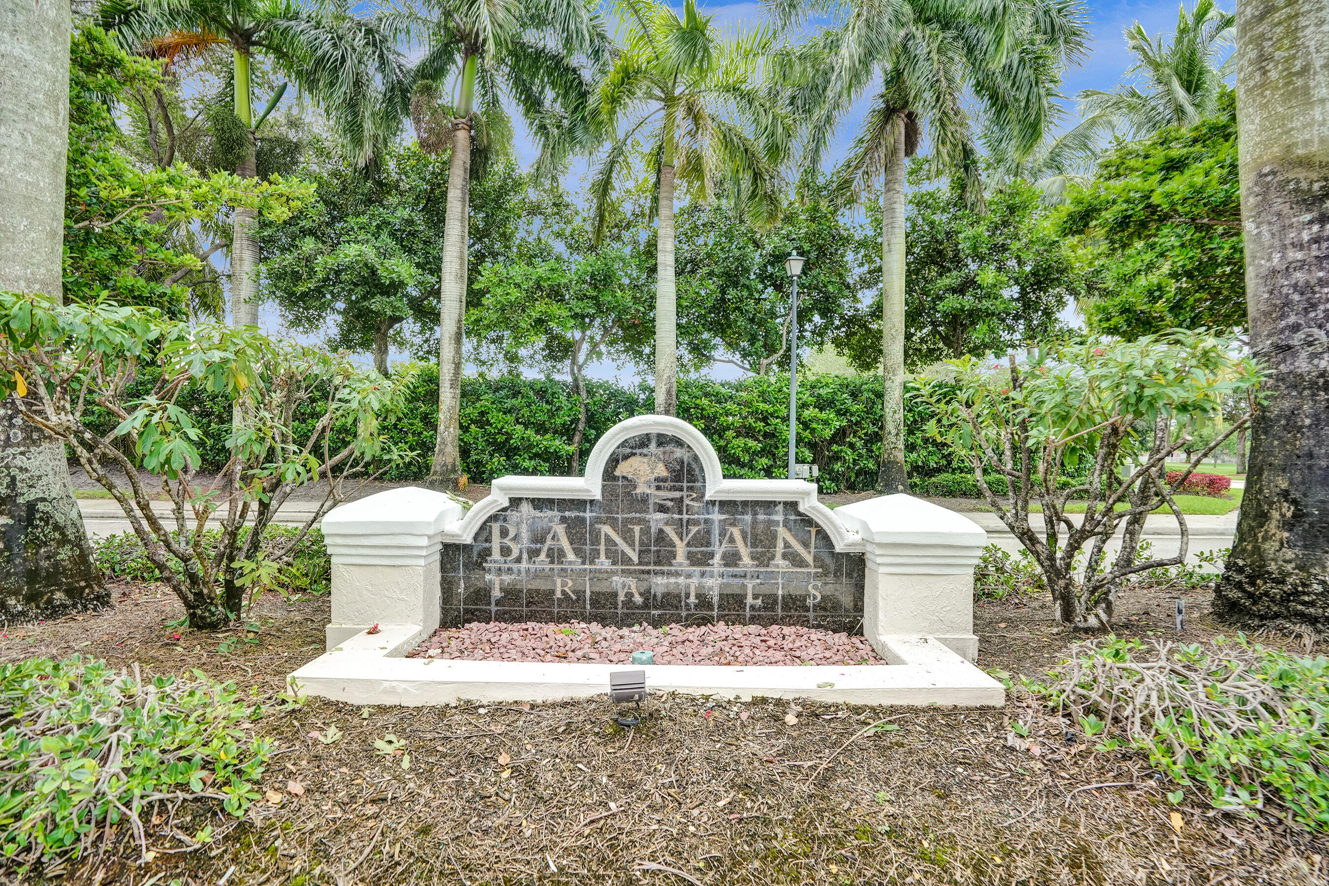 3717 Pebblebrook Manor
