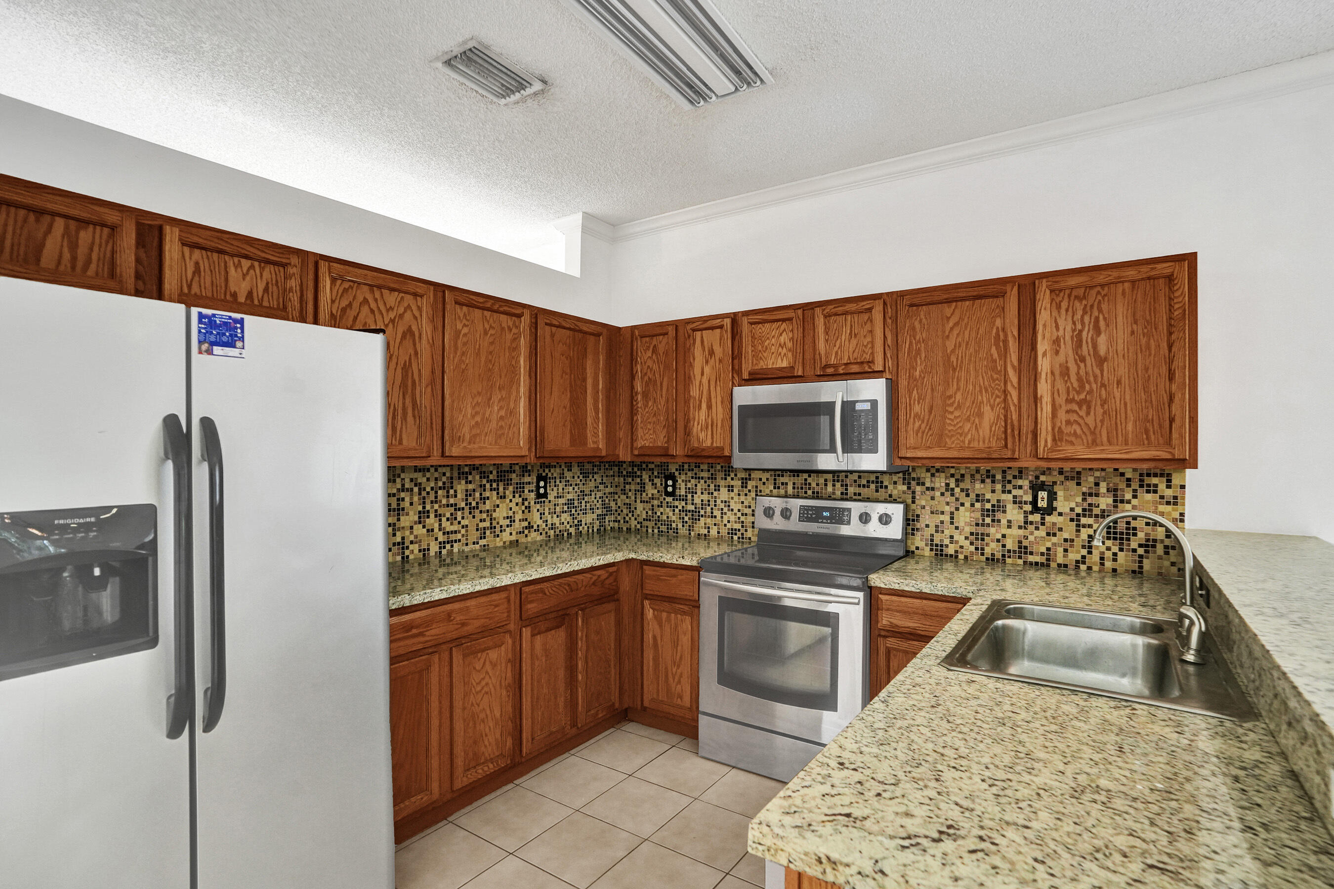 3717 Pebblebrook Manor