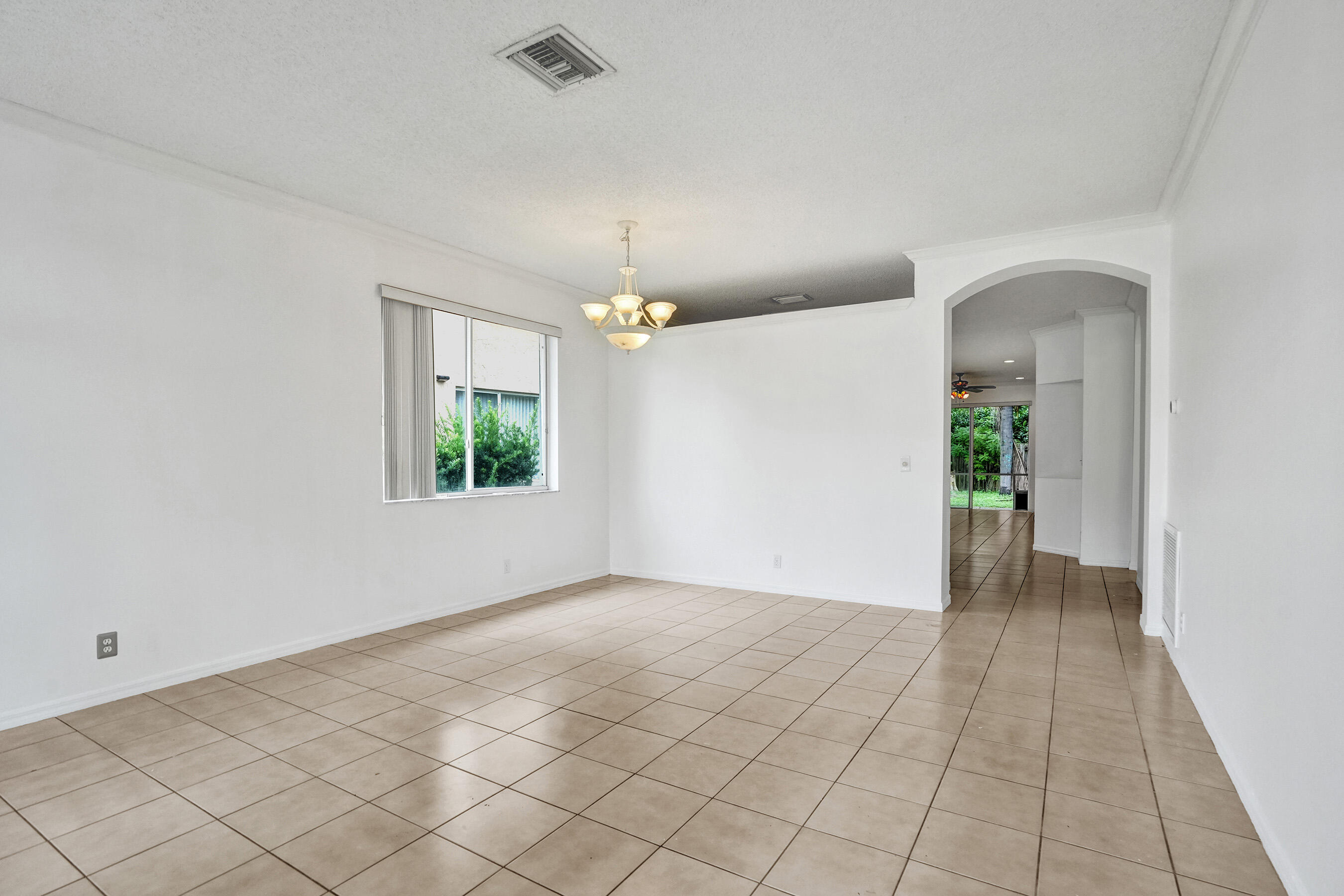3717 Pebblebrook Manor