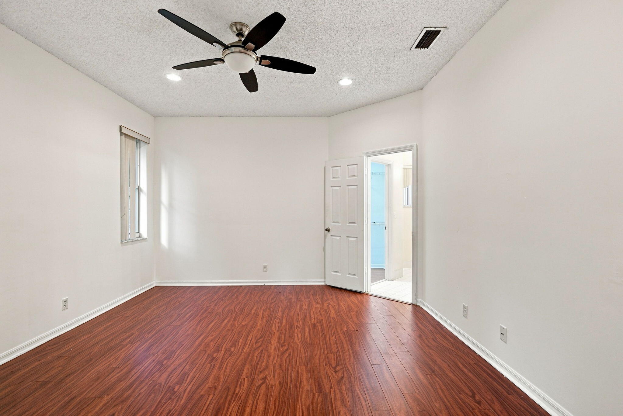 3717 Pebblebrook Manor