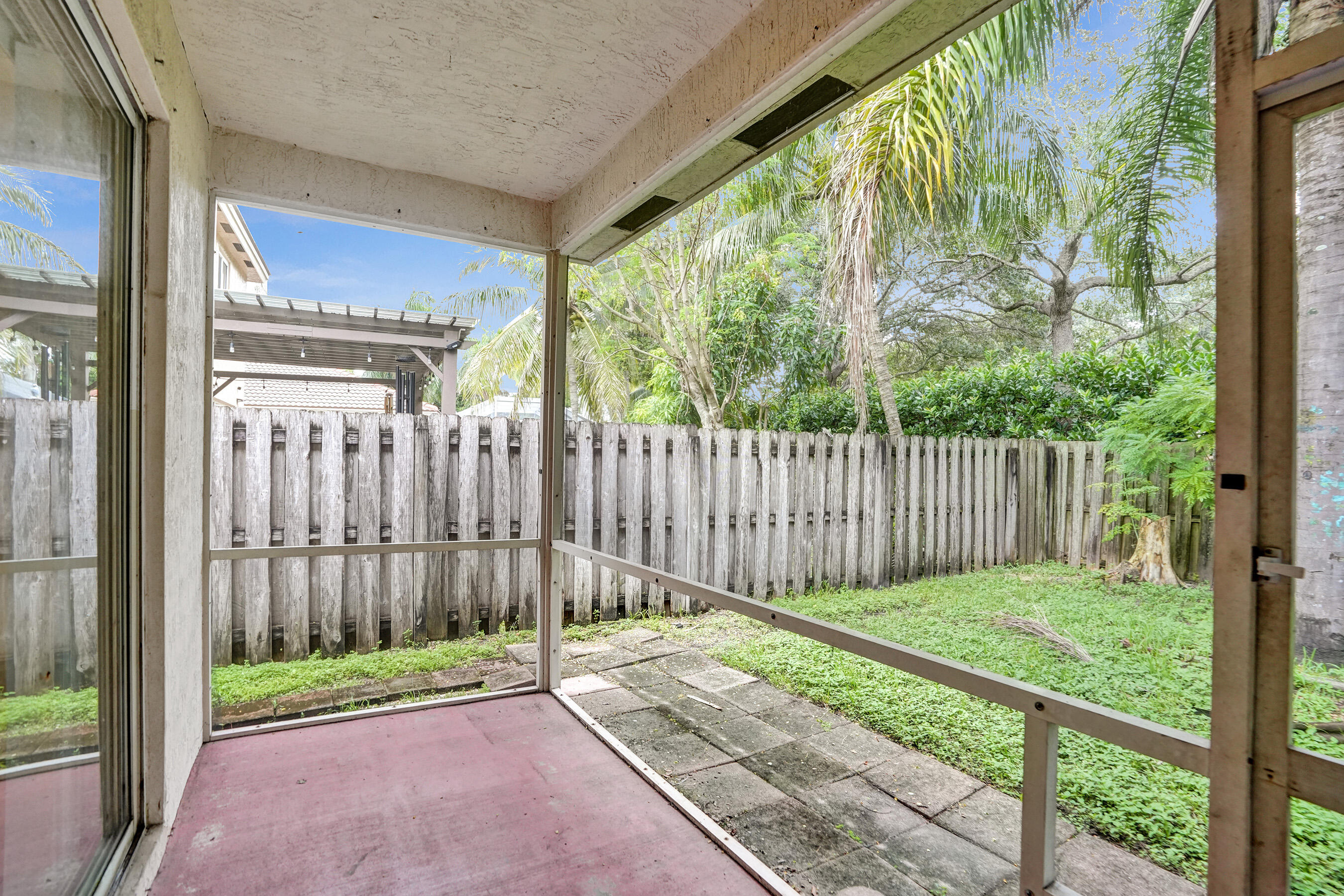 3717 Pebblebrook Manor