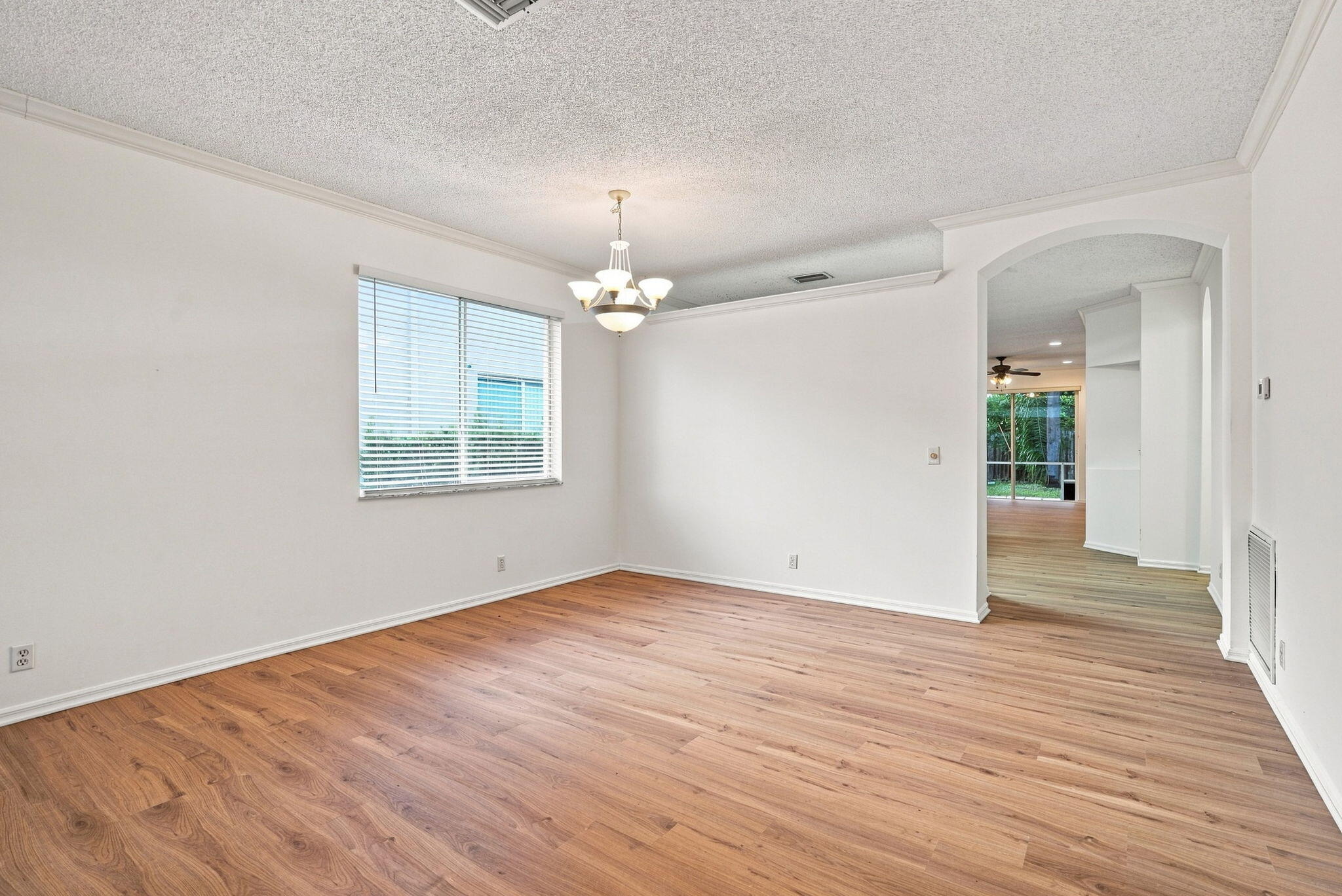 3717 Pebblebrook Manor