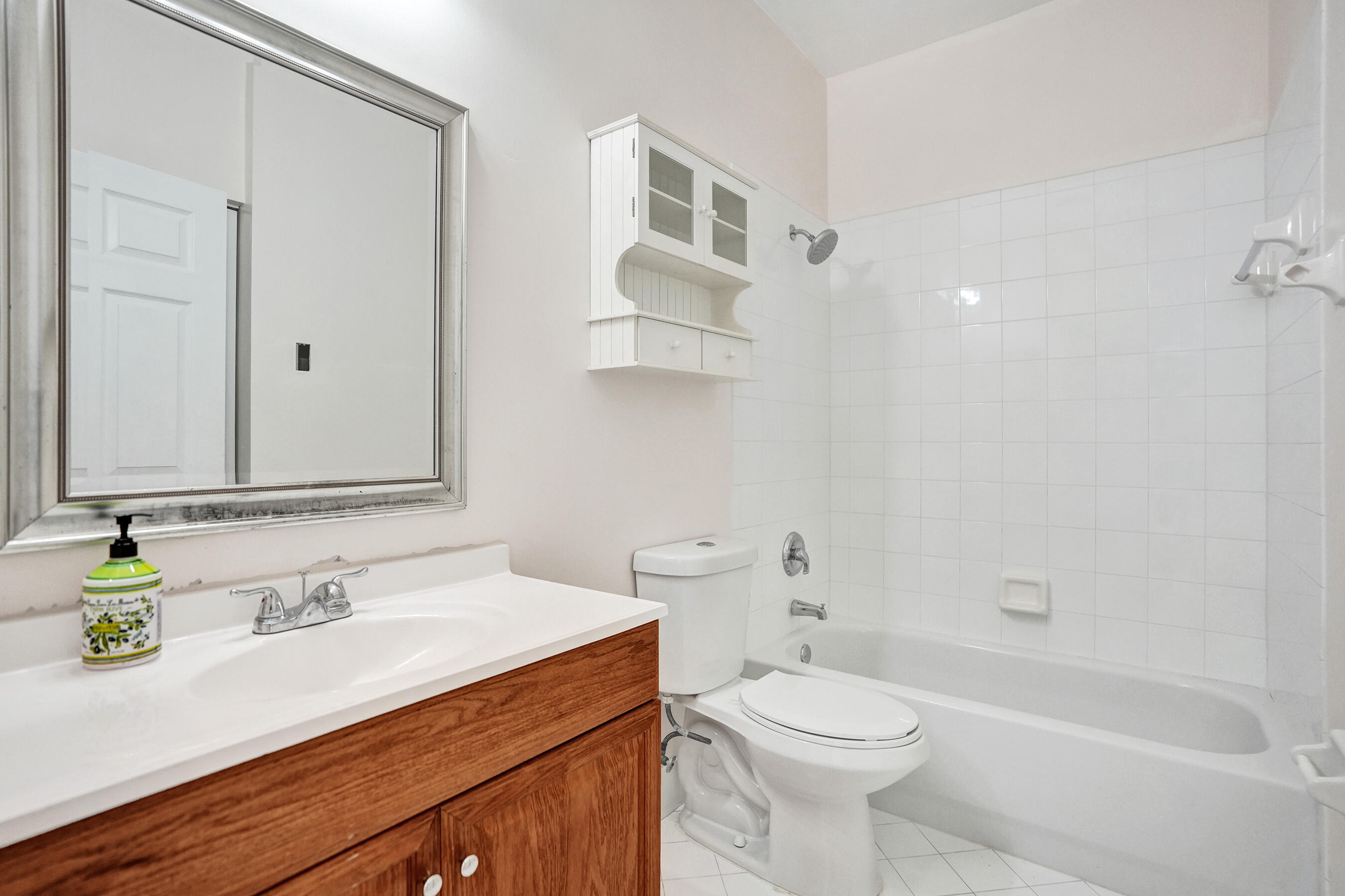 3717 Pebblebrook Manor