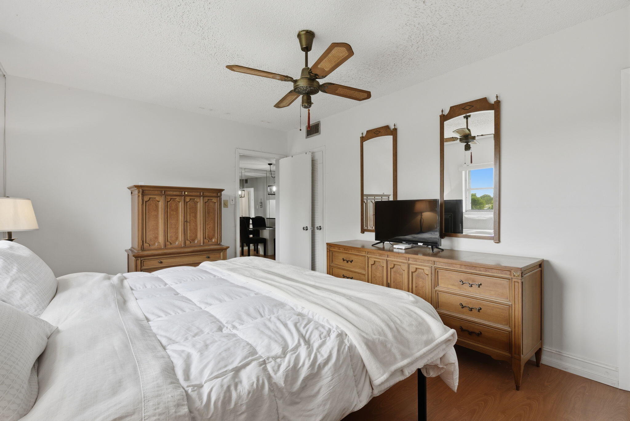 7505 NW 5TH Place 203