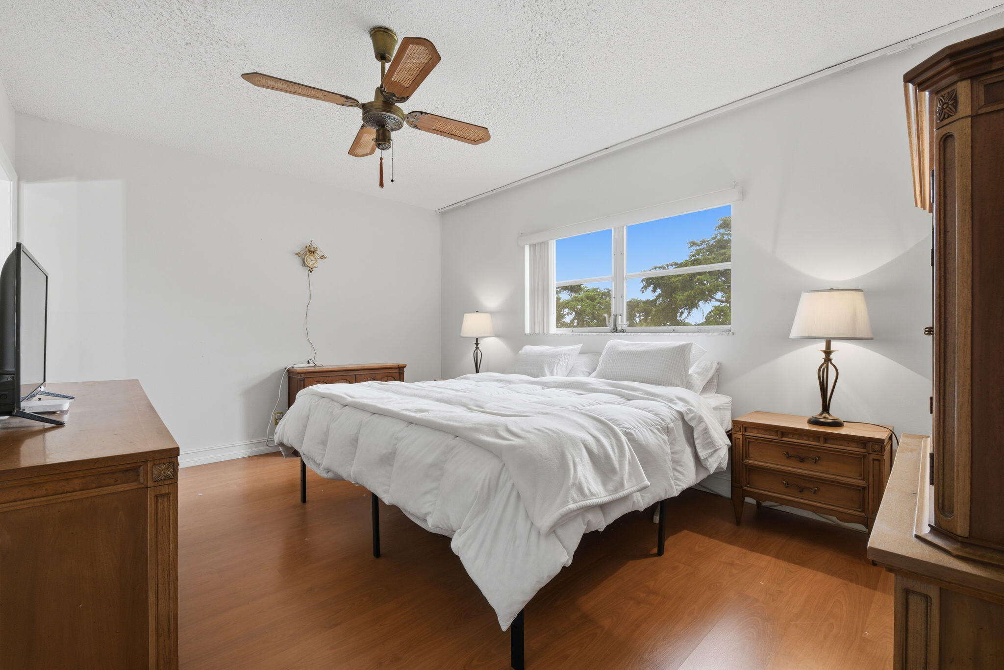 7505 NW 5TH Place 203
