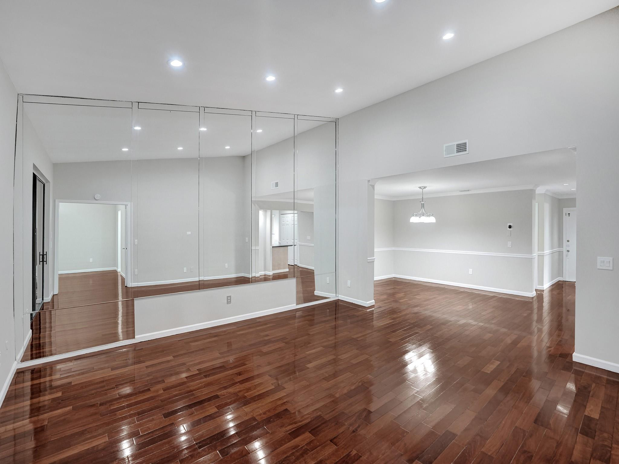 9280 Sabal Ridge Cir APT B