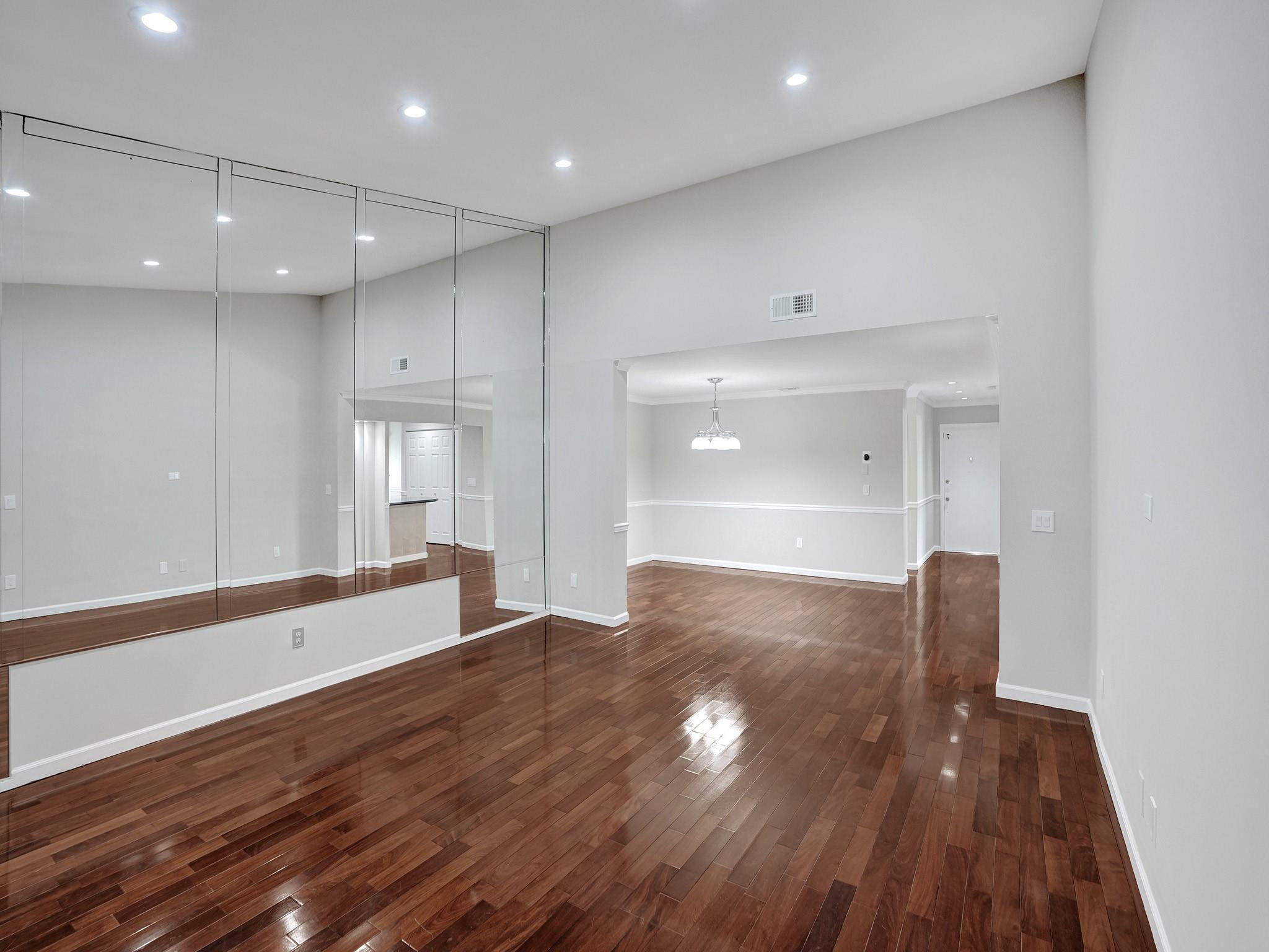 9280 Sabal Ridge Cir APT B