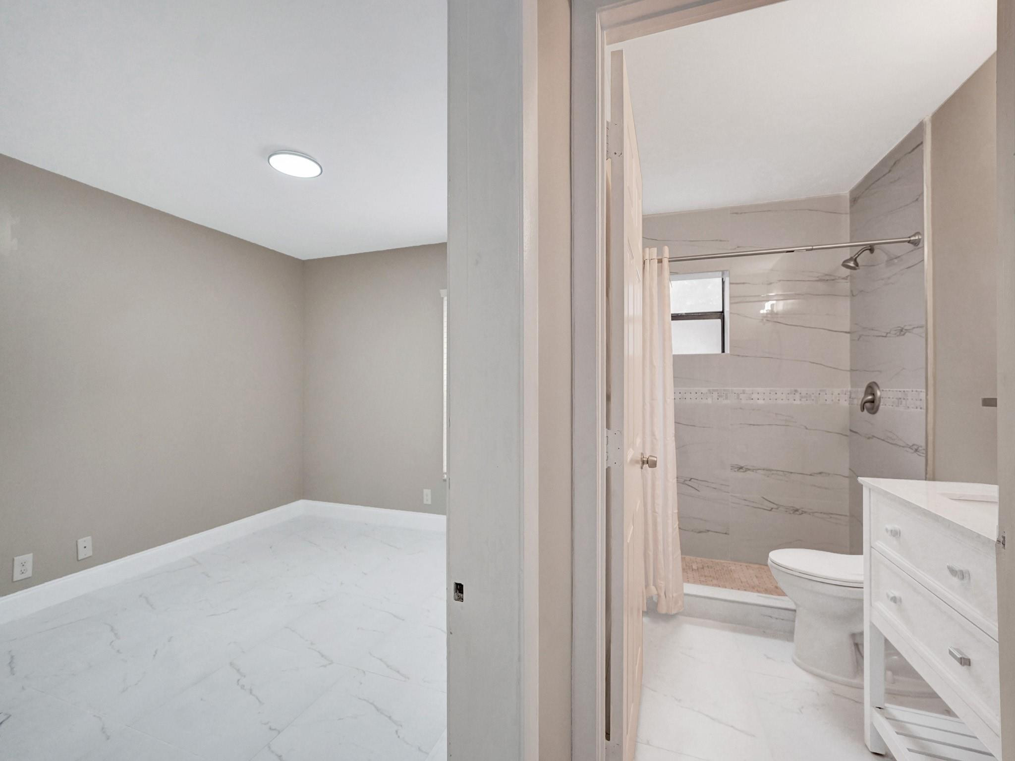 4694 NW 22nd St 4244