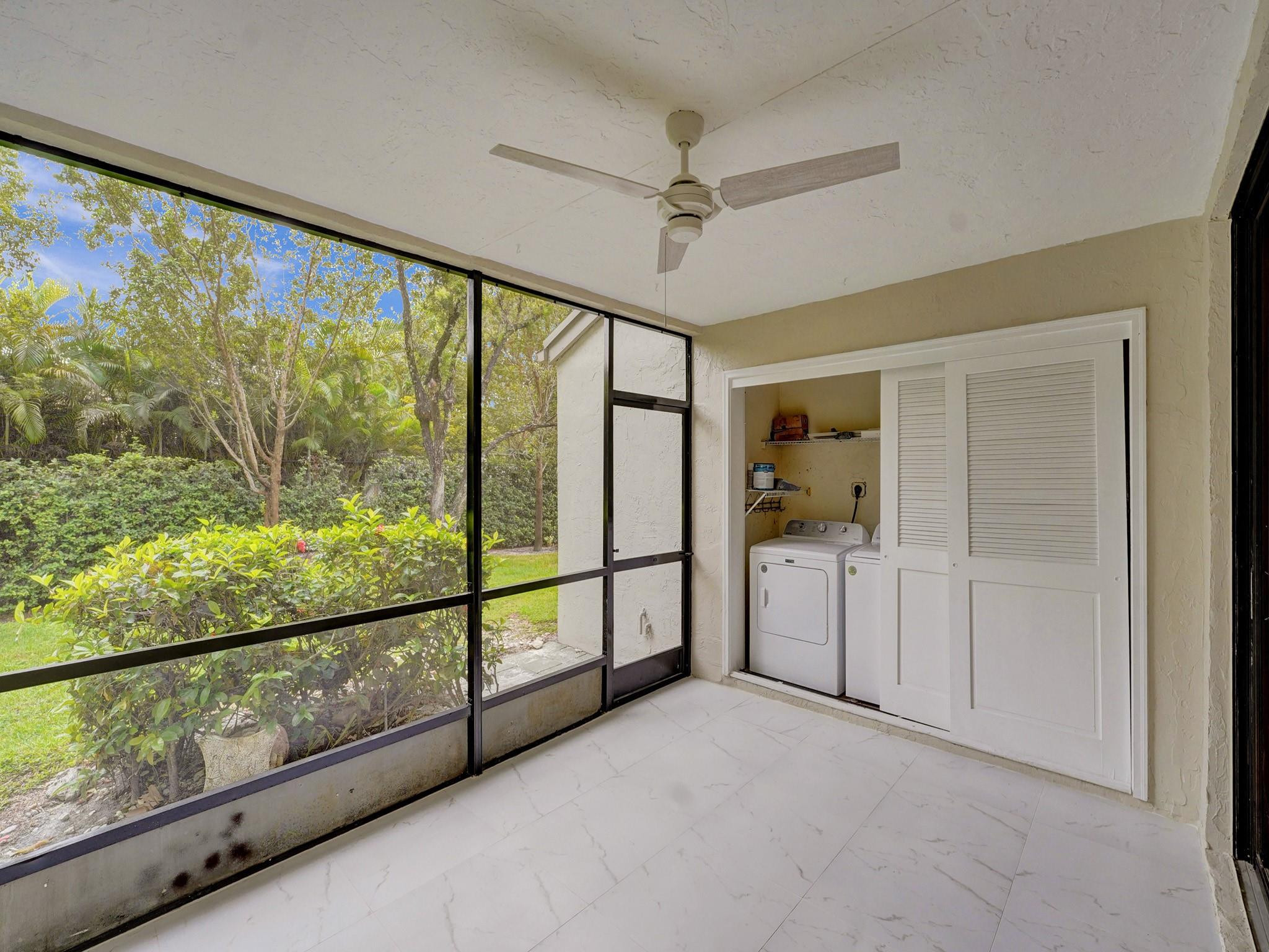 4694 NW 22nd St 4244