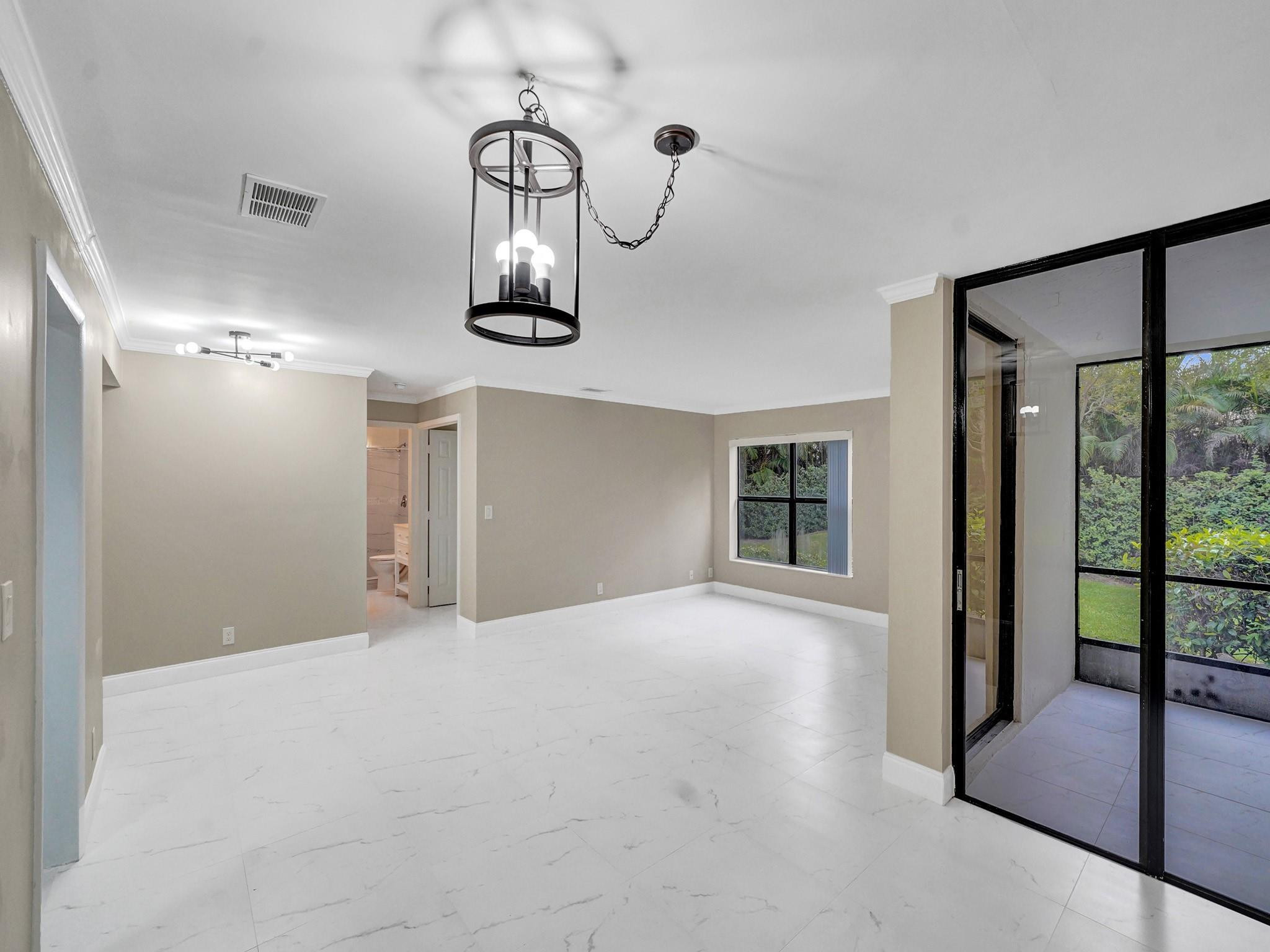 4694 NW 22nd St 4244