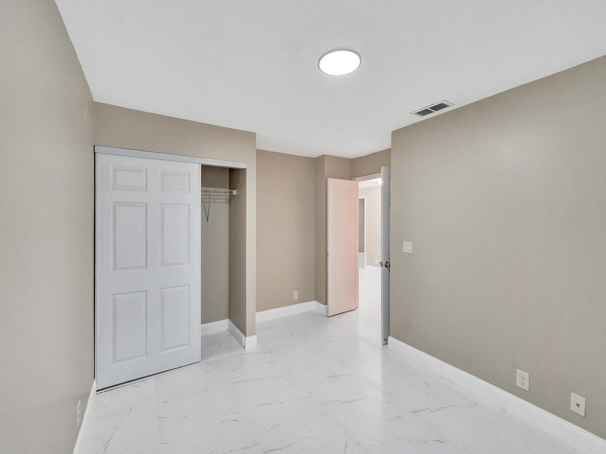 4694 NW 22nd St 4244