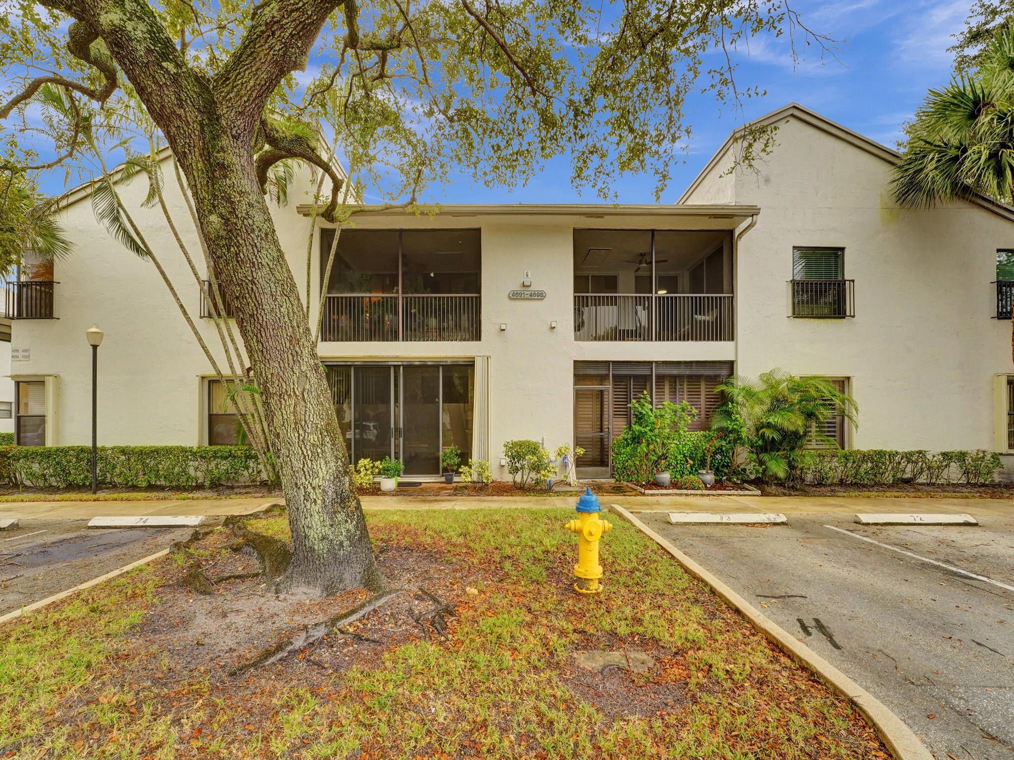 4694 NW 22nd St 4244