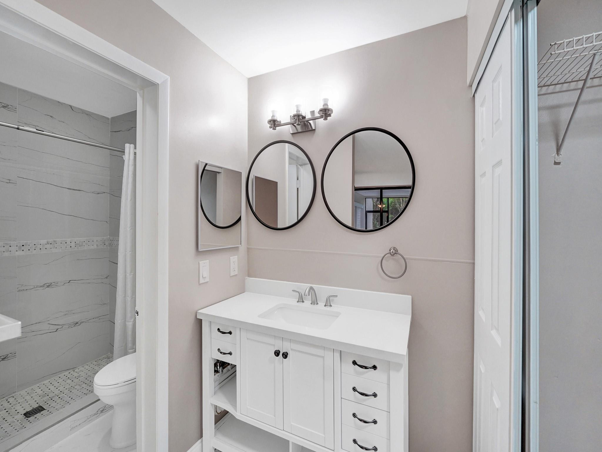 4694 NW 22nd St 4244