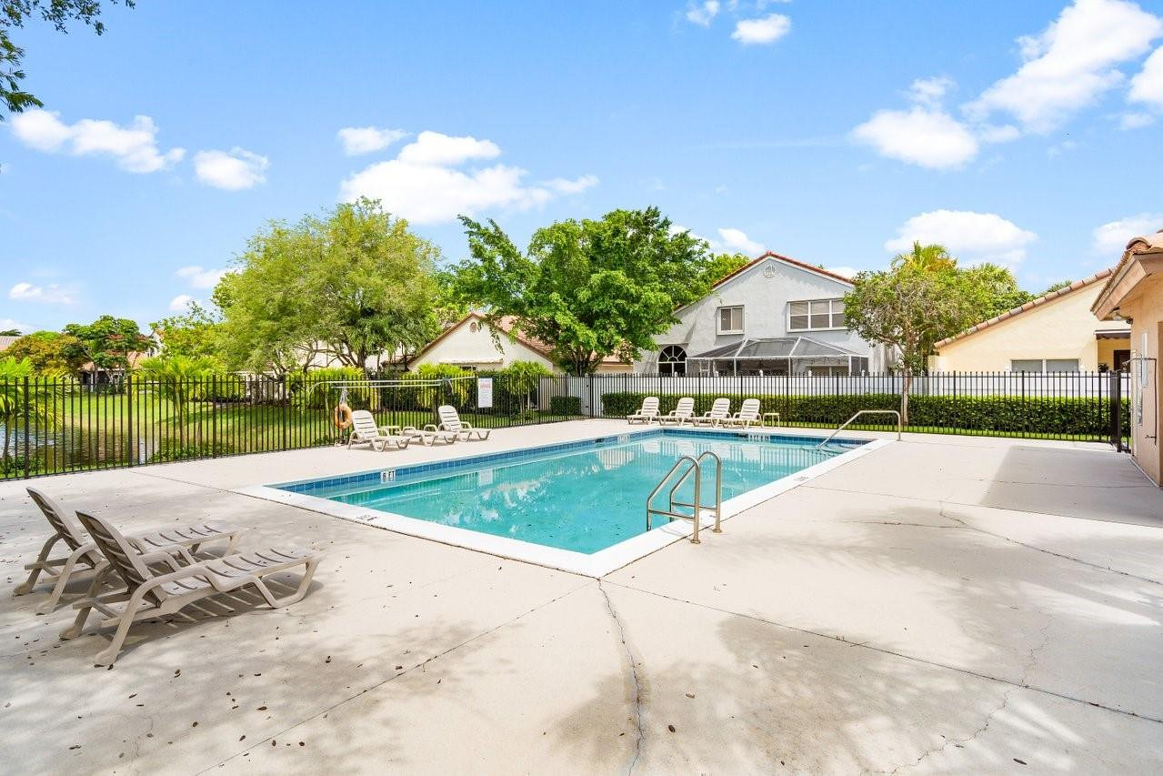7660 NW 62nd Way