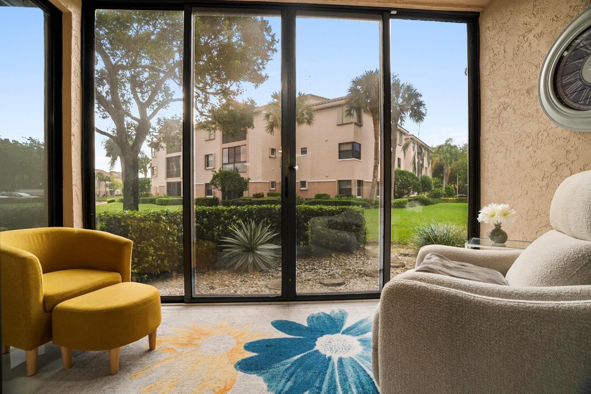 4161 Coral Tree Cir 165