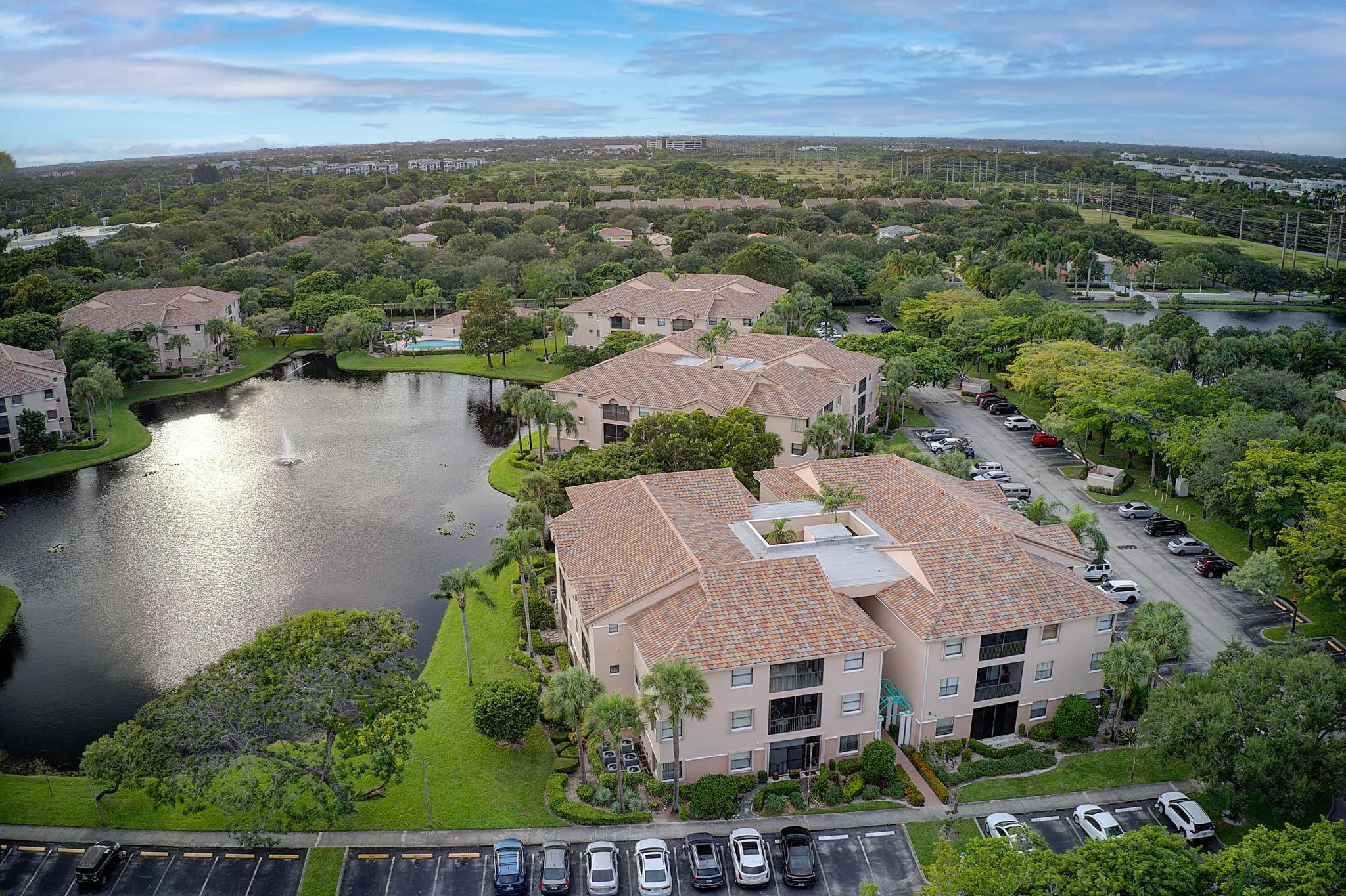 4161 Coral Tree Cir 165