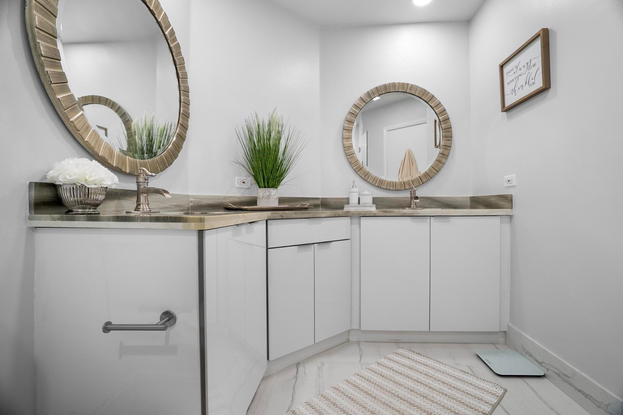 4161 Coral Tree Cir 165