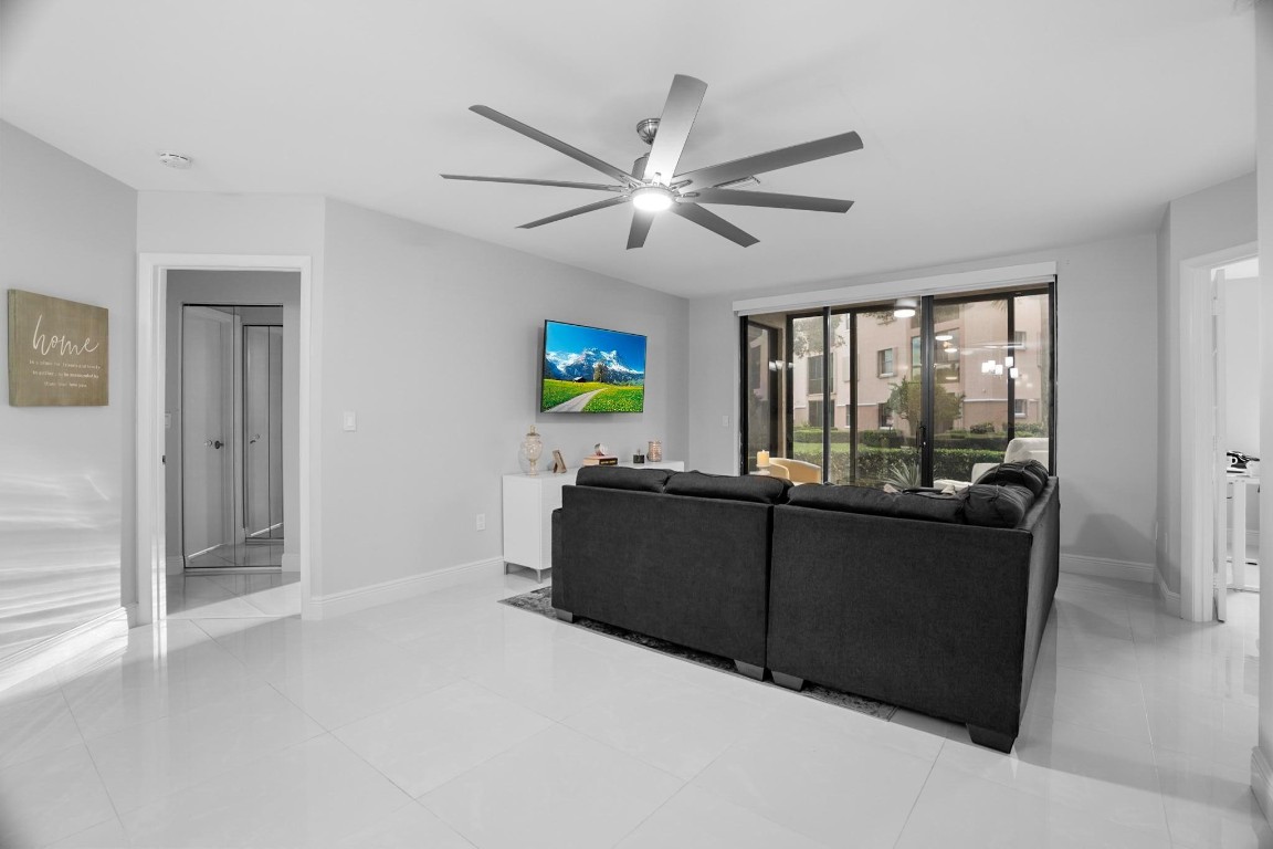 4161 Coral Tree Cir 165